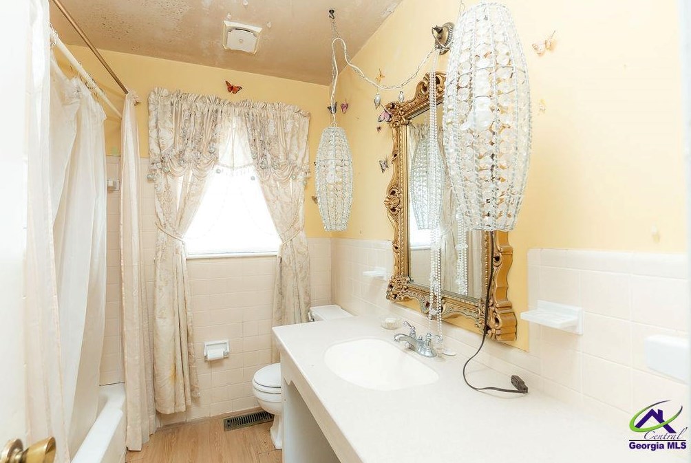 816 Forest Ave, Perry GA  31069-3726 exterior