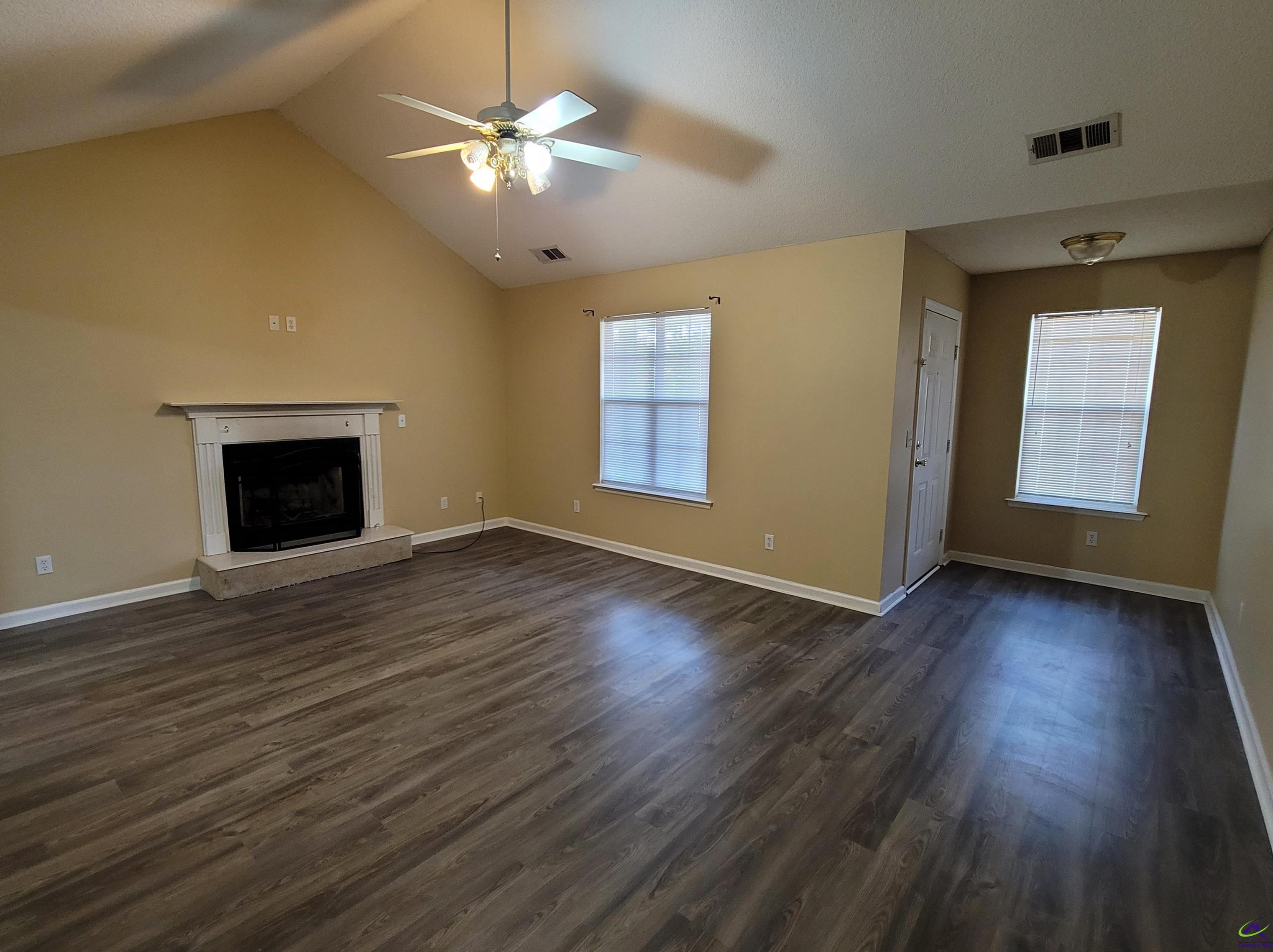 116 Carnaby St, Warner Robins, GA 31088