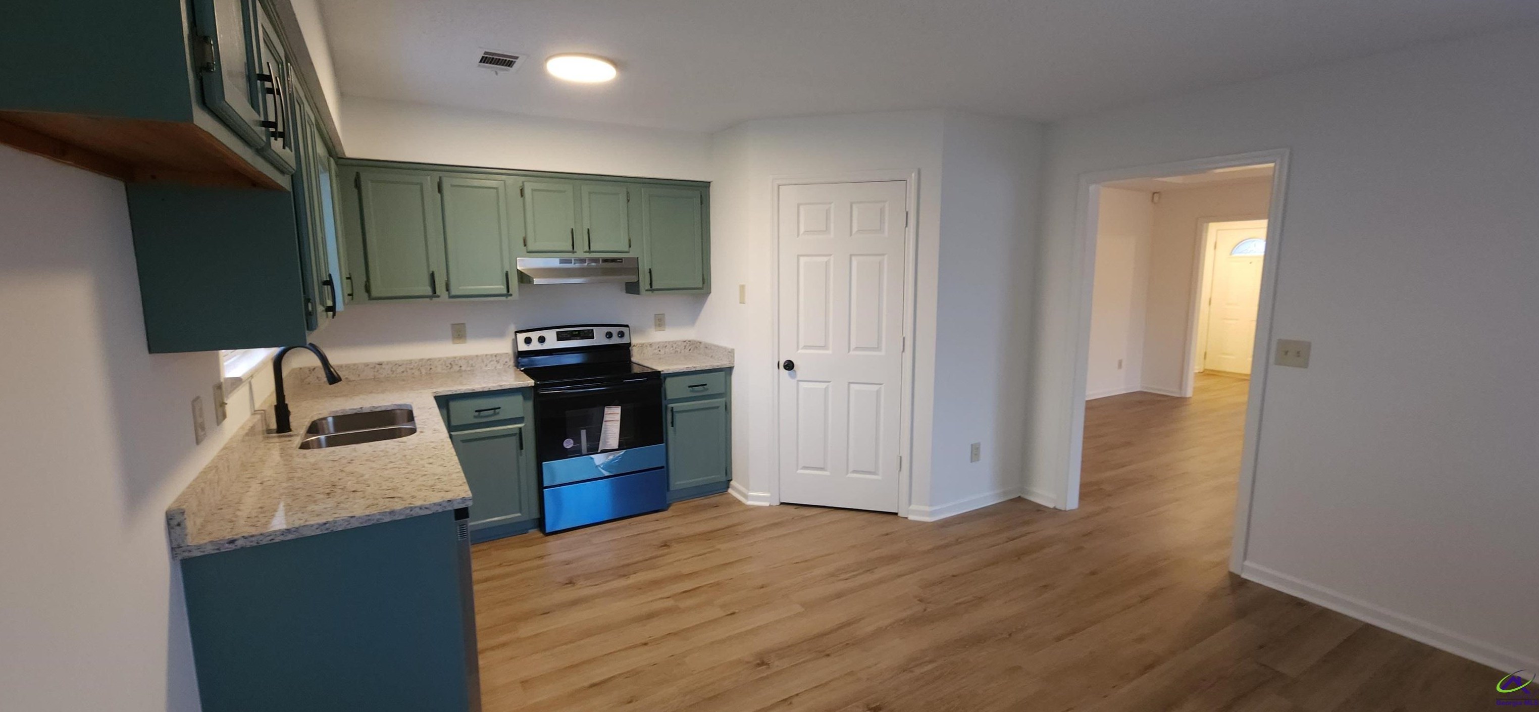 210 Kensington Cir, Warner Robins, GA 31093