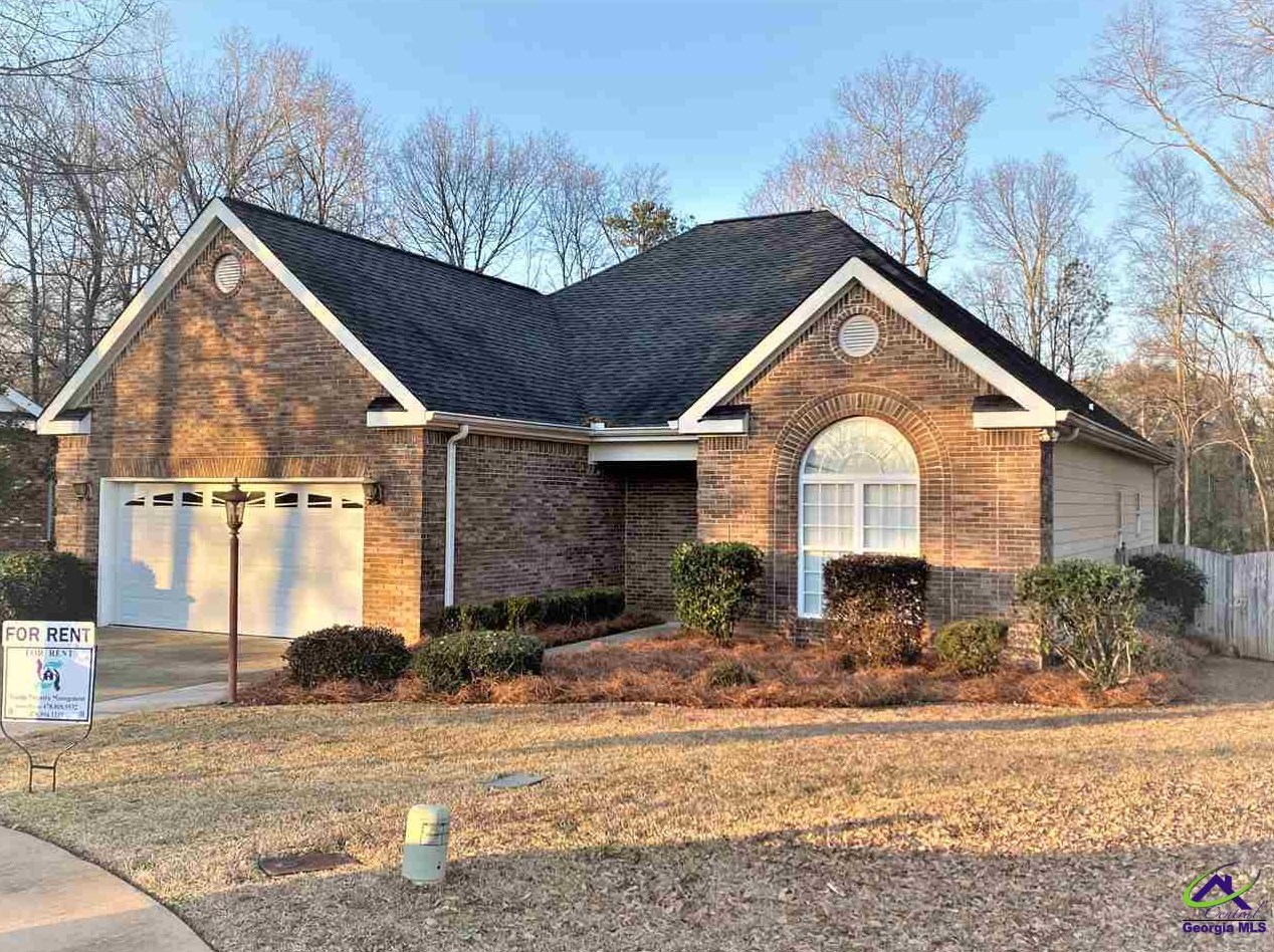 104 Village Walk, Lithonia, GA 31028
