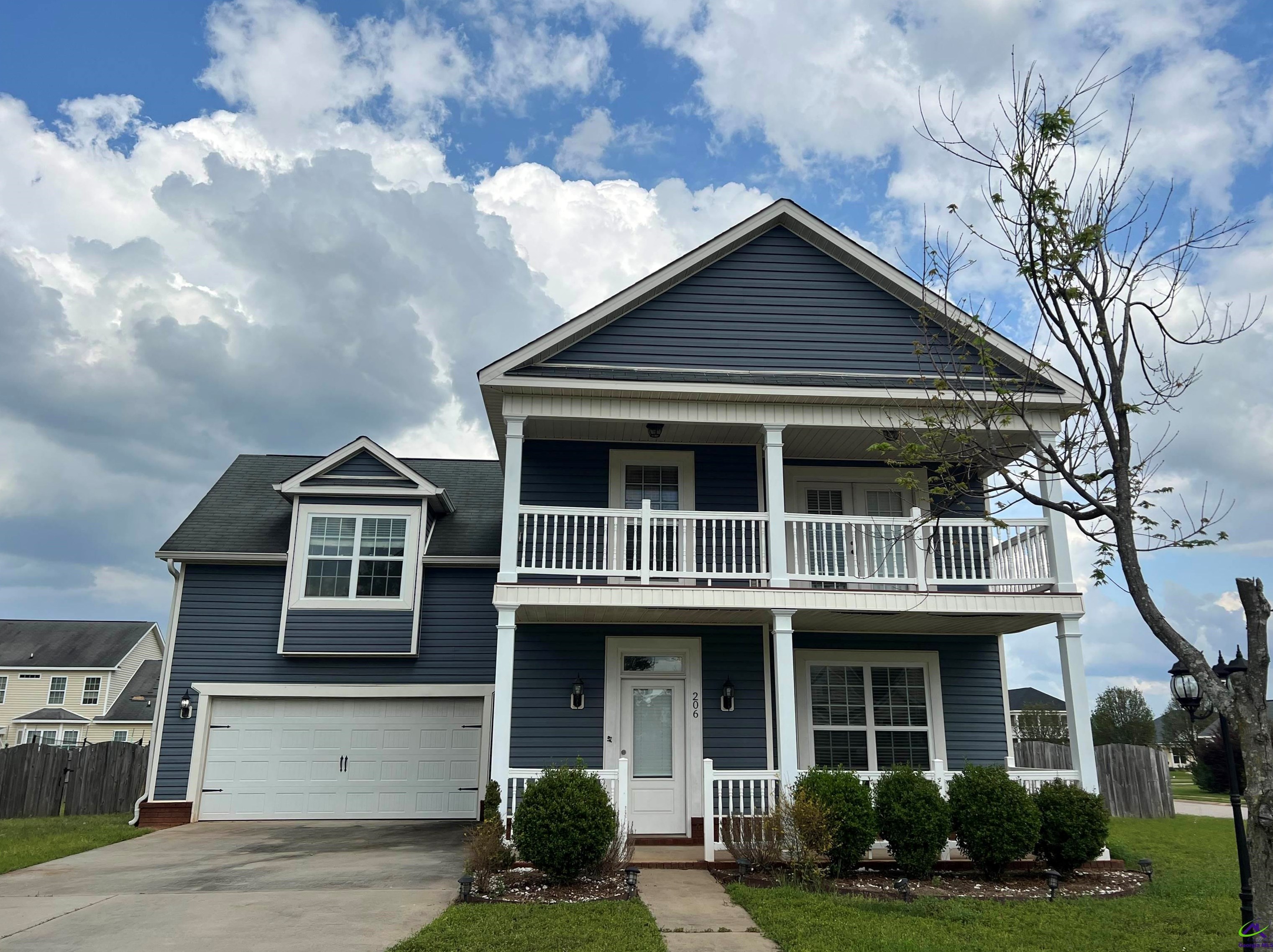 206 Meyers Lake Dr, Warner Robins, GA 31088