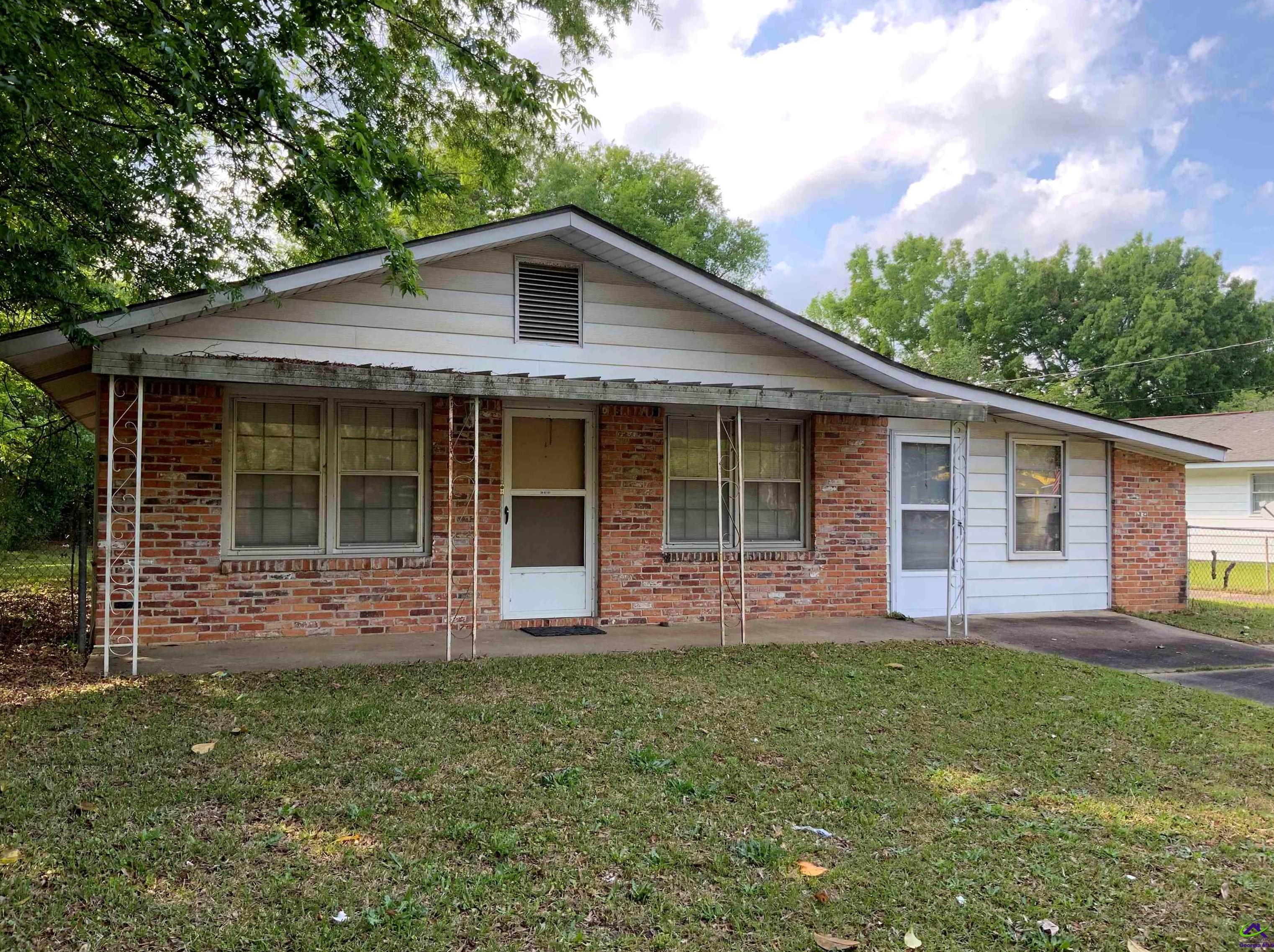 329 Wisconsin Ave, Warner Robins, GA 31093