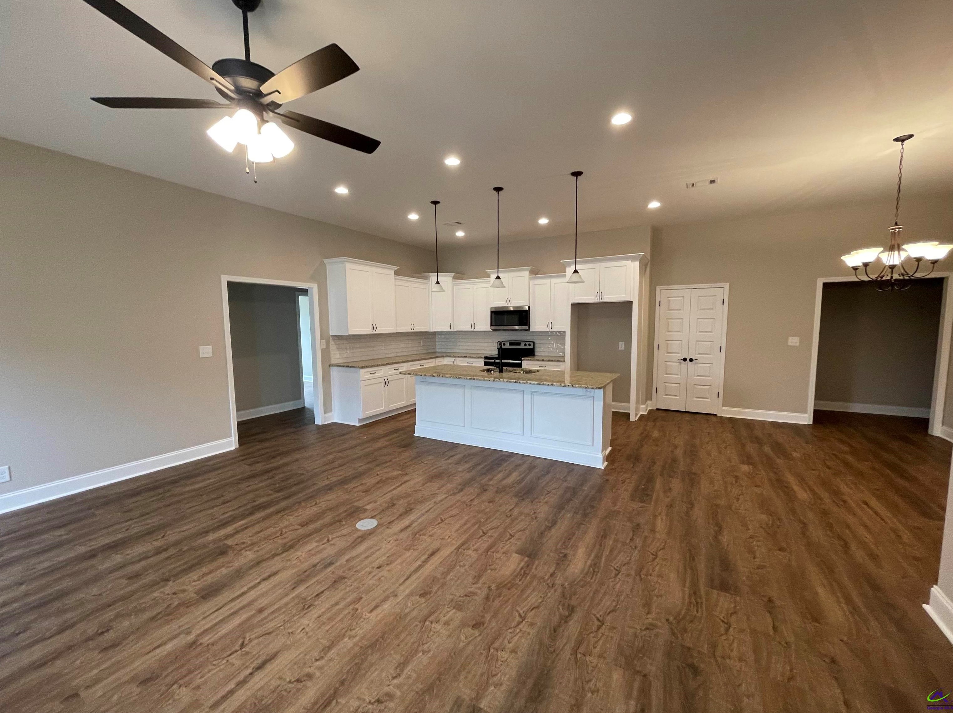 486 Nandina Ct, Warner Robins, GA 31088