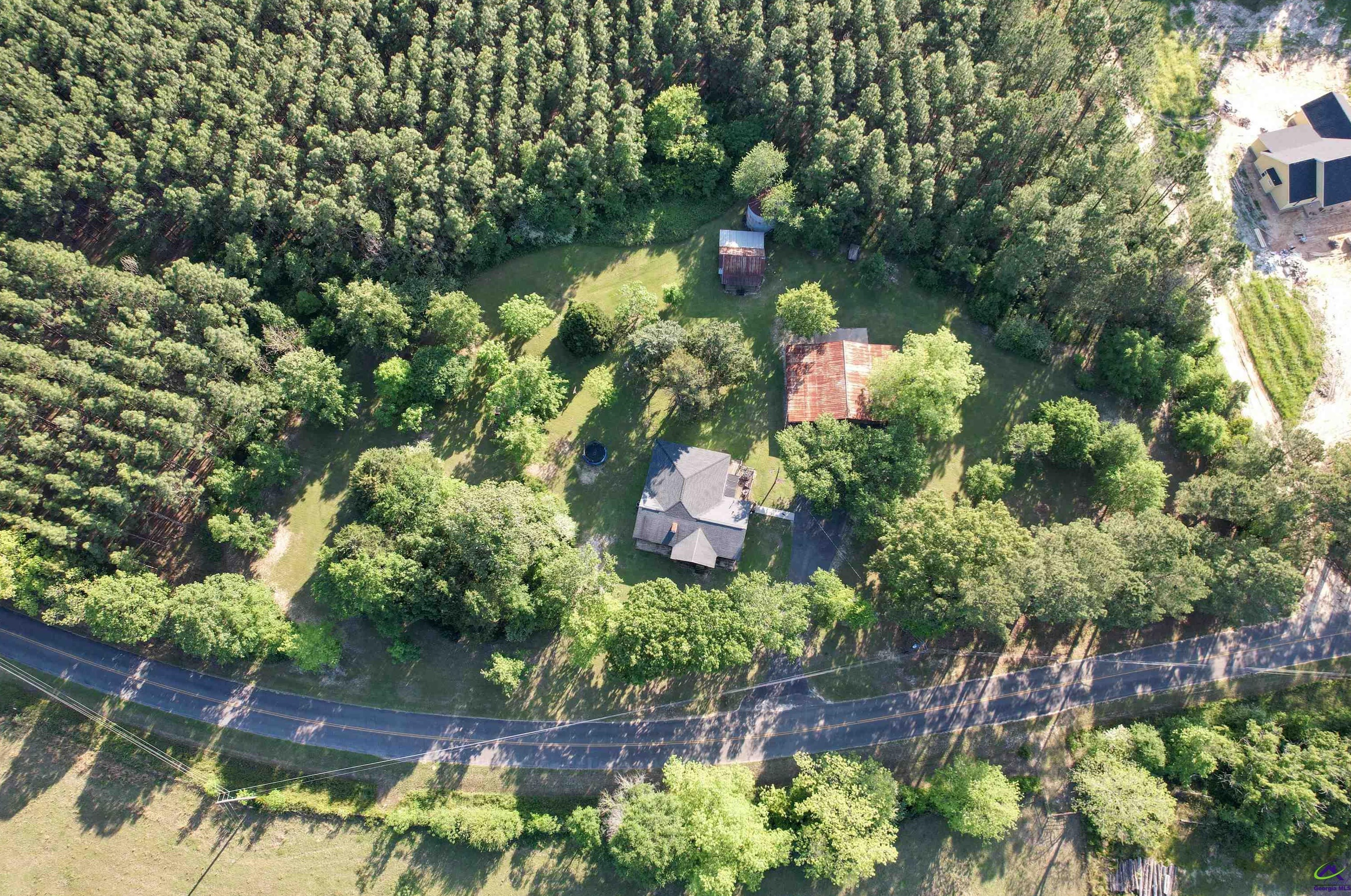 662 Barlow Rd, Empire, GA 31014-3636