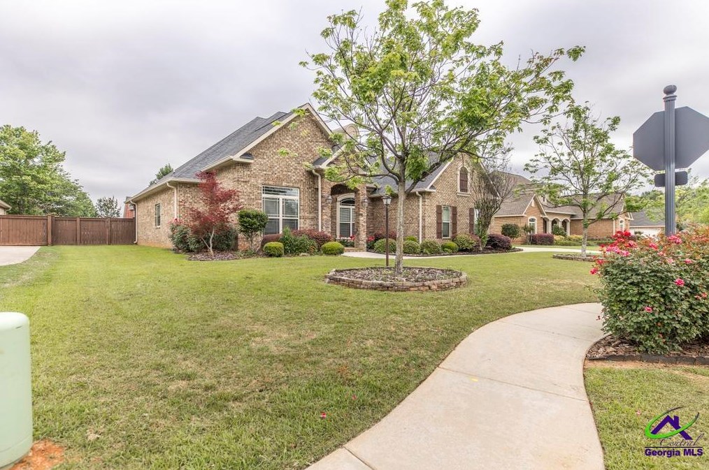 123 Abercorn Street, Warner Robins, GA 31088