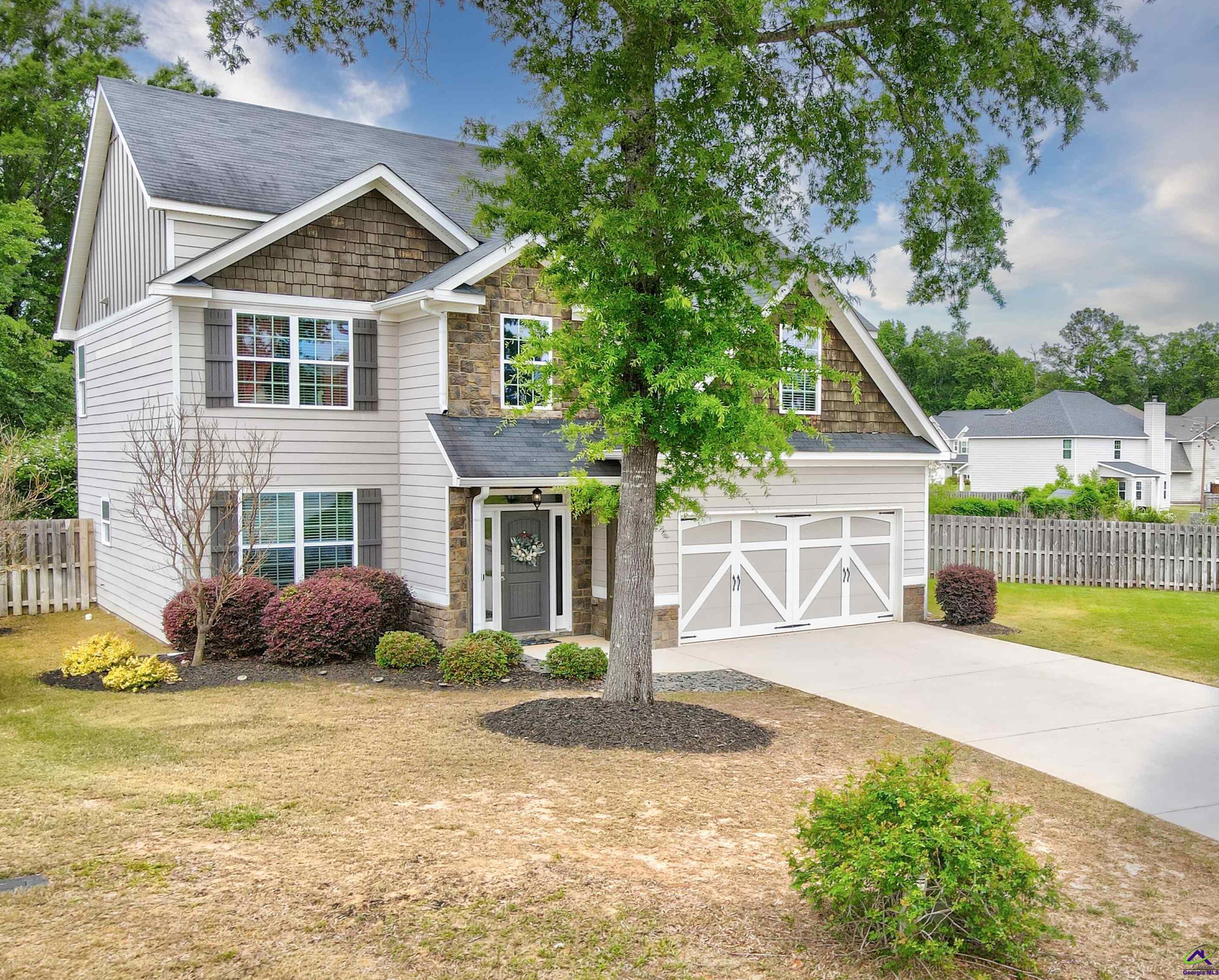 102 Taconic Ct, Bonaire, GA 31005