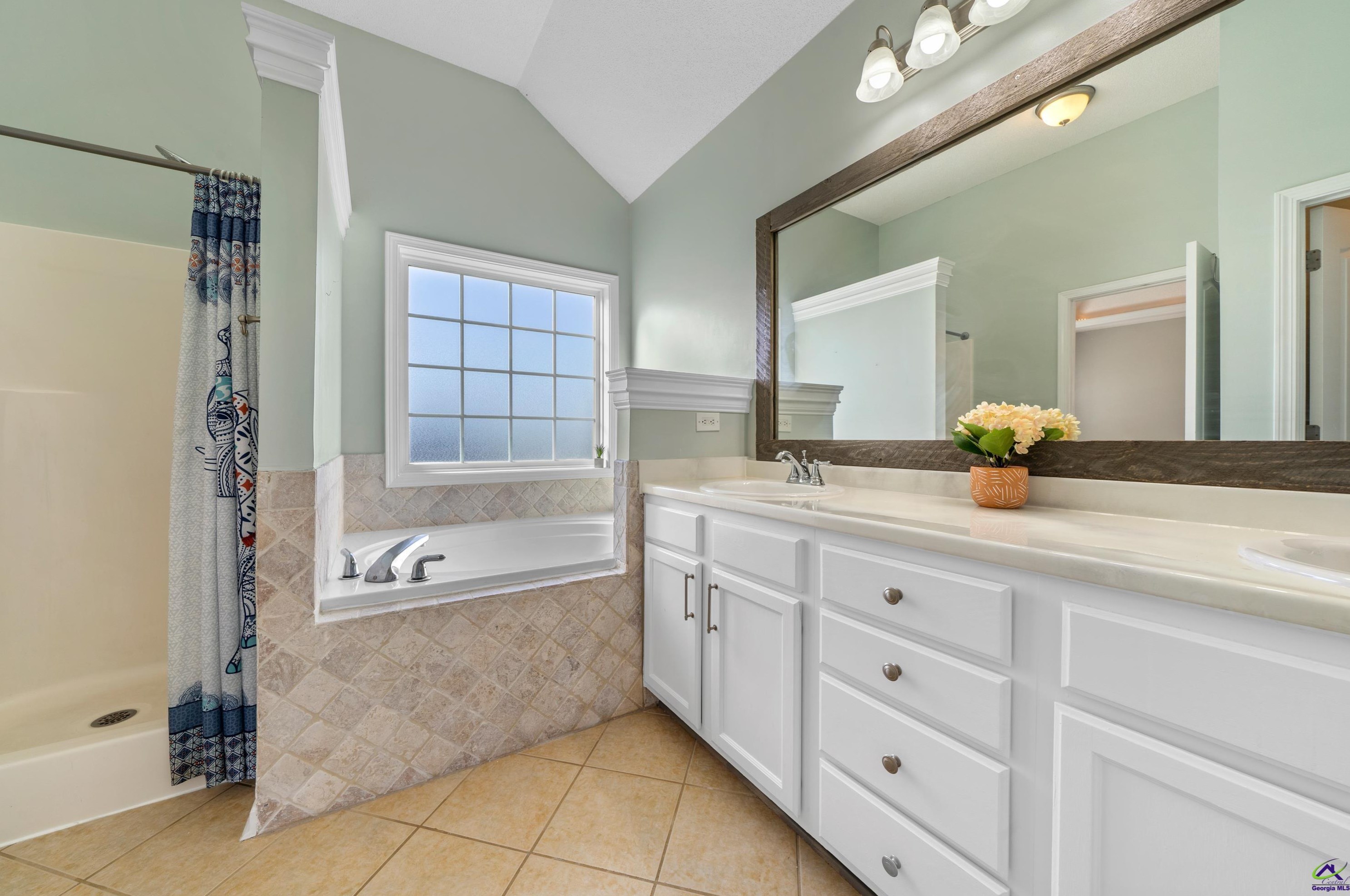 113 Meyers Lake Dr, Warner Robins GA  31088-2109 exterior