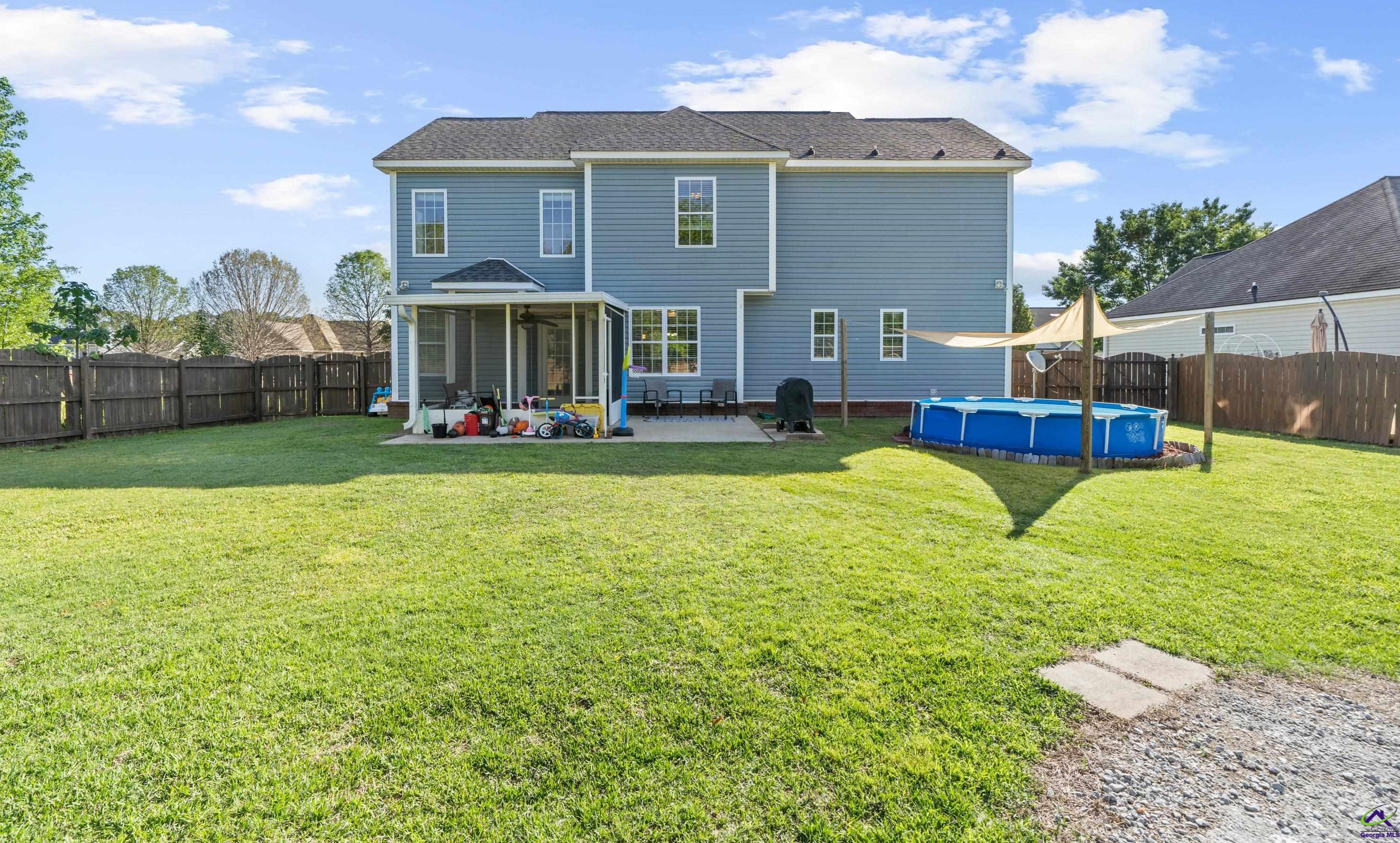 113 Meyers Lake Dr, Warner Robins GA  31088-2109 exterior