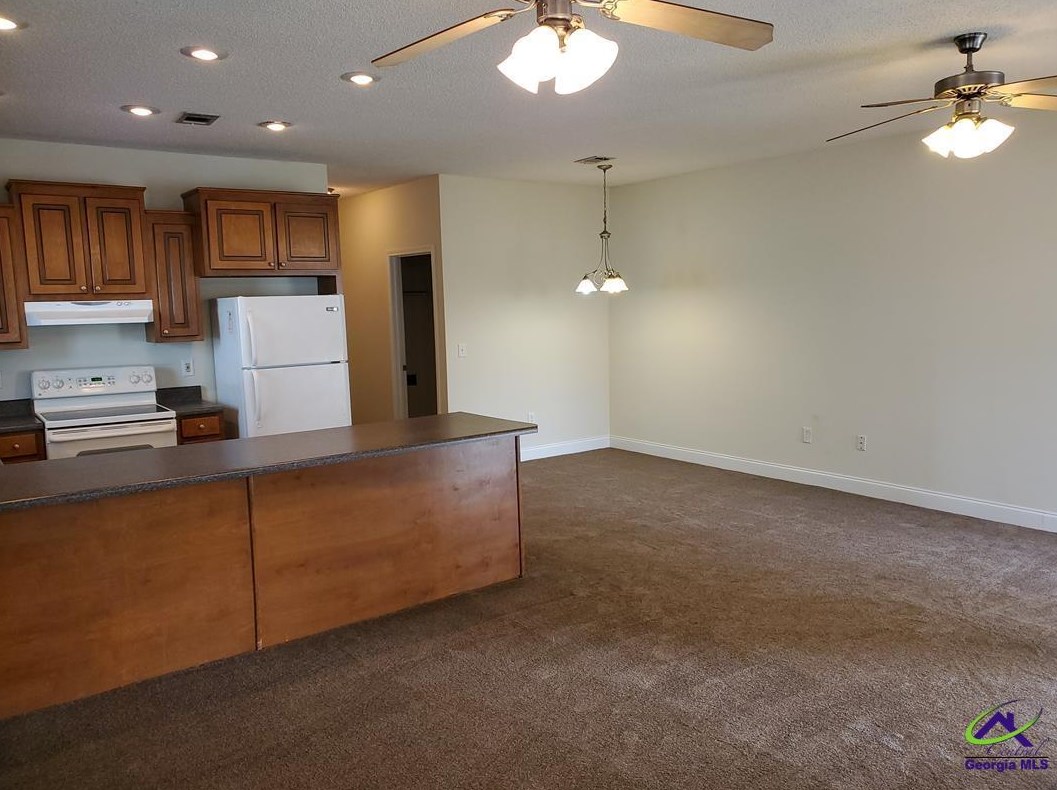 500 Club Villa Court #1, Kathleen, GA 31047