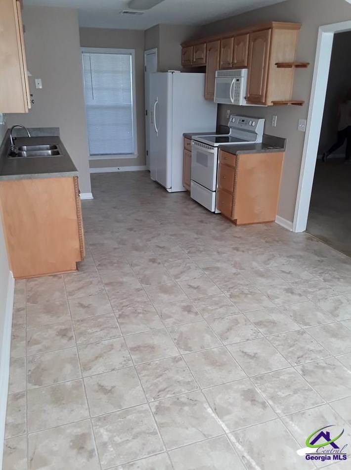 103 Candy Ln, Warner Robins, GA 31088