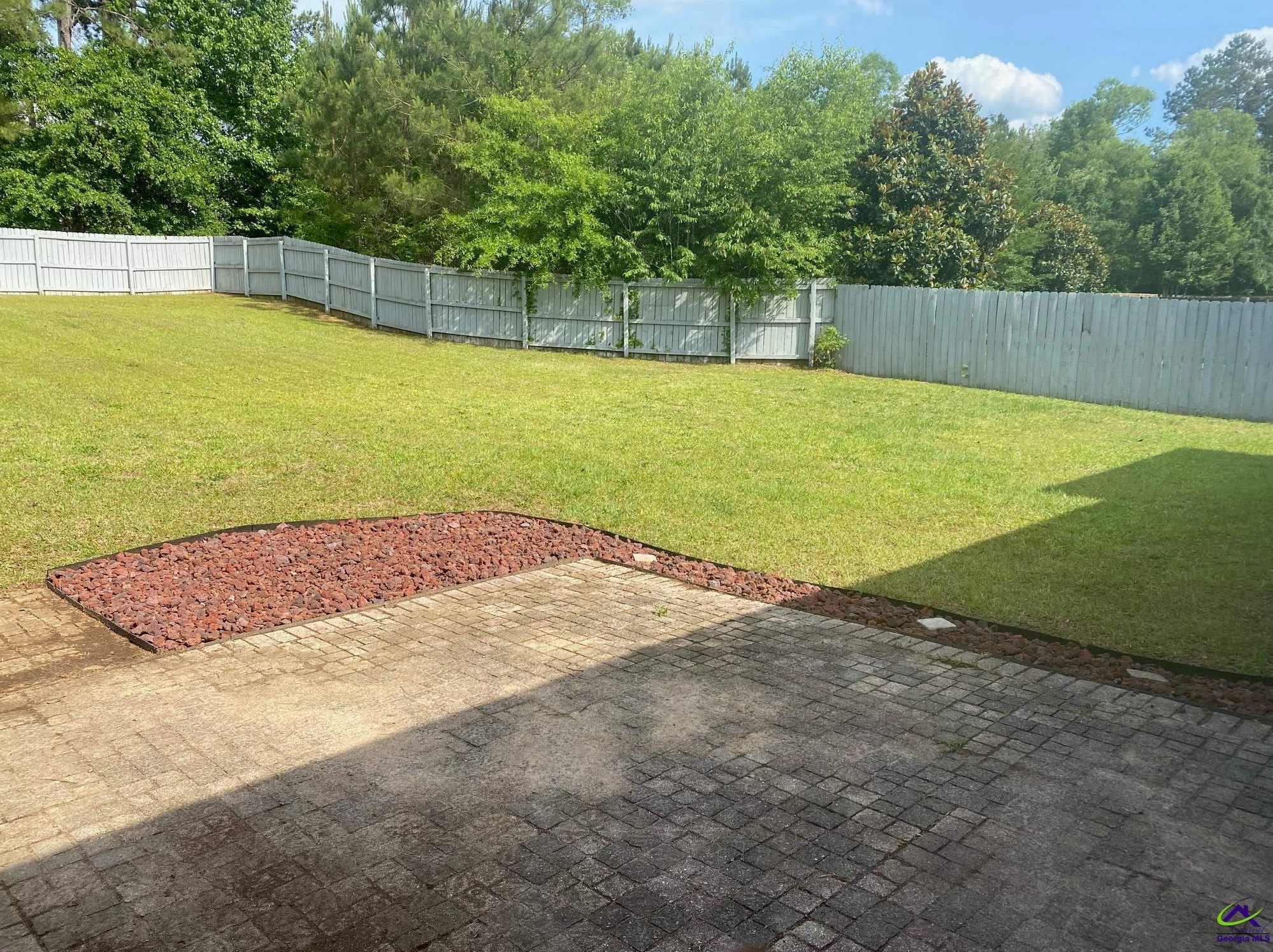 300 Lilac Ct, Bonaire, GA 31005