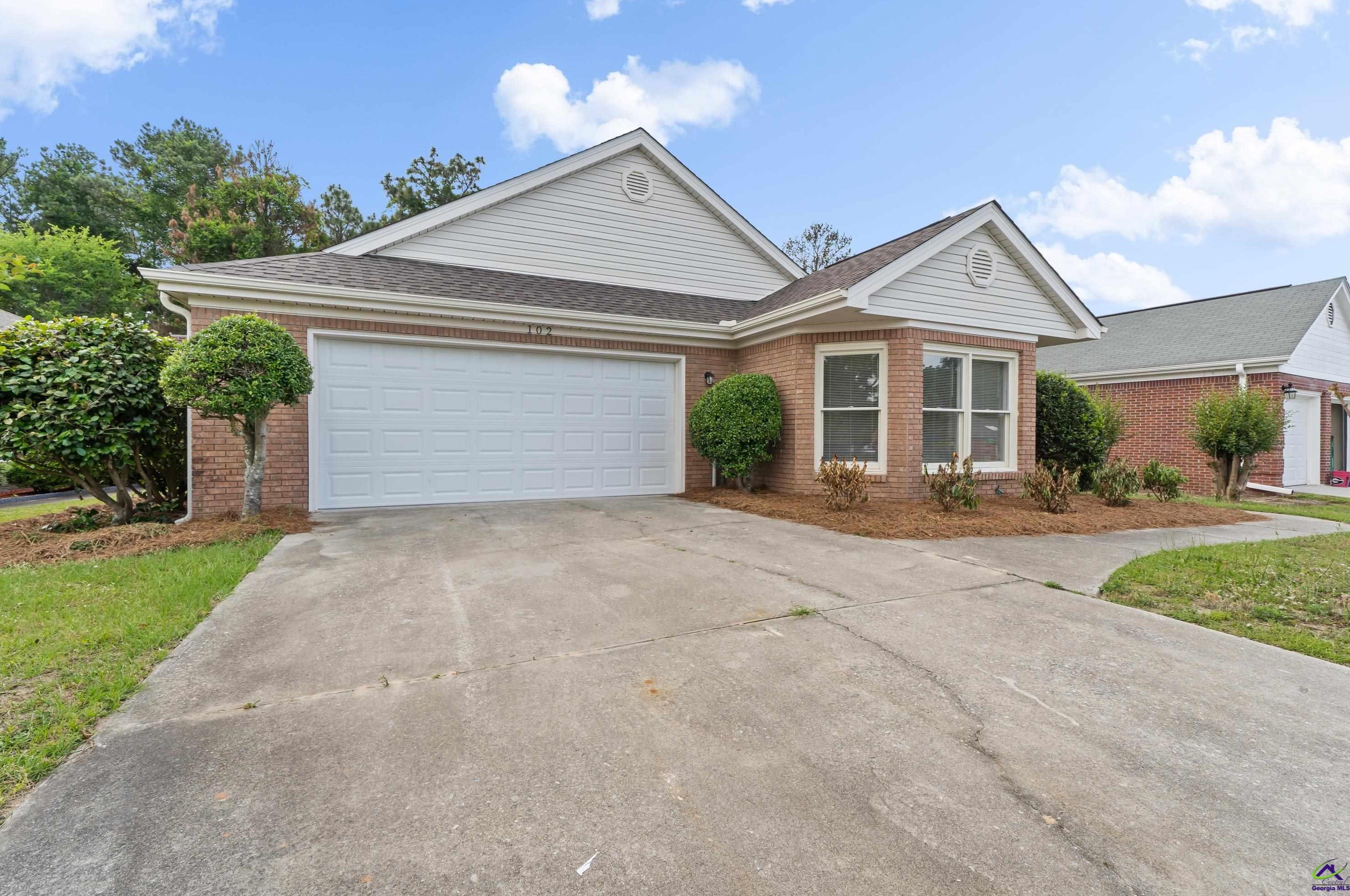 102 Arbour Ct, Warner Robins, GA 31088