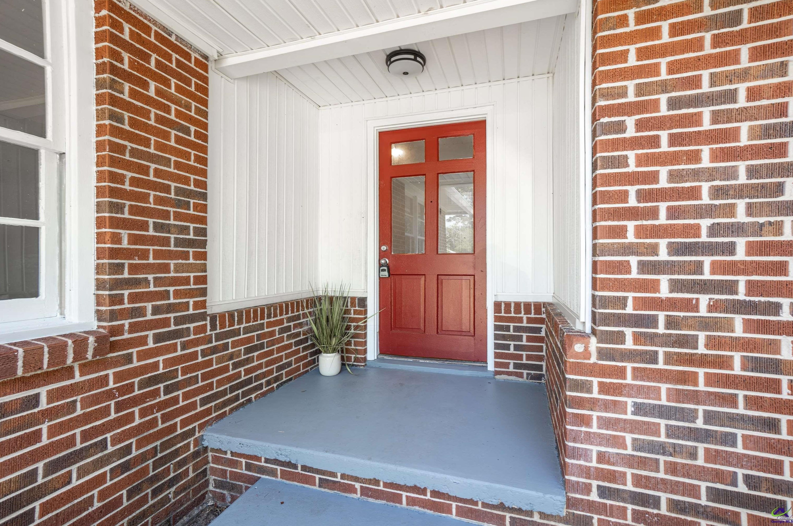 108 Carter Cir, Warner Robins, GA 31093-2910