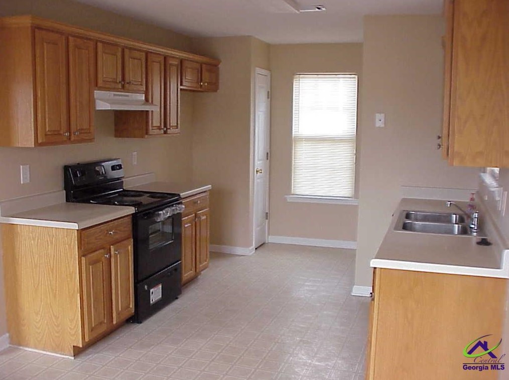 403 Dunmurry Pl, Warner Robins, GA 31093