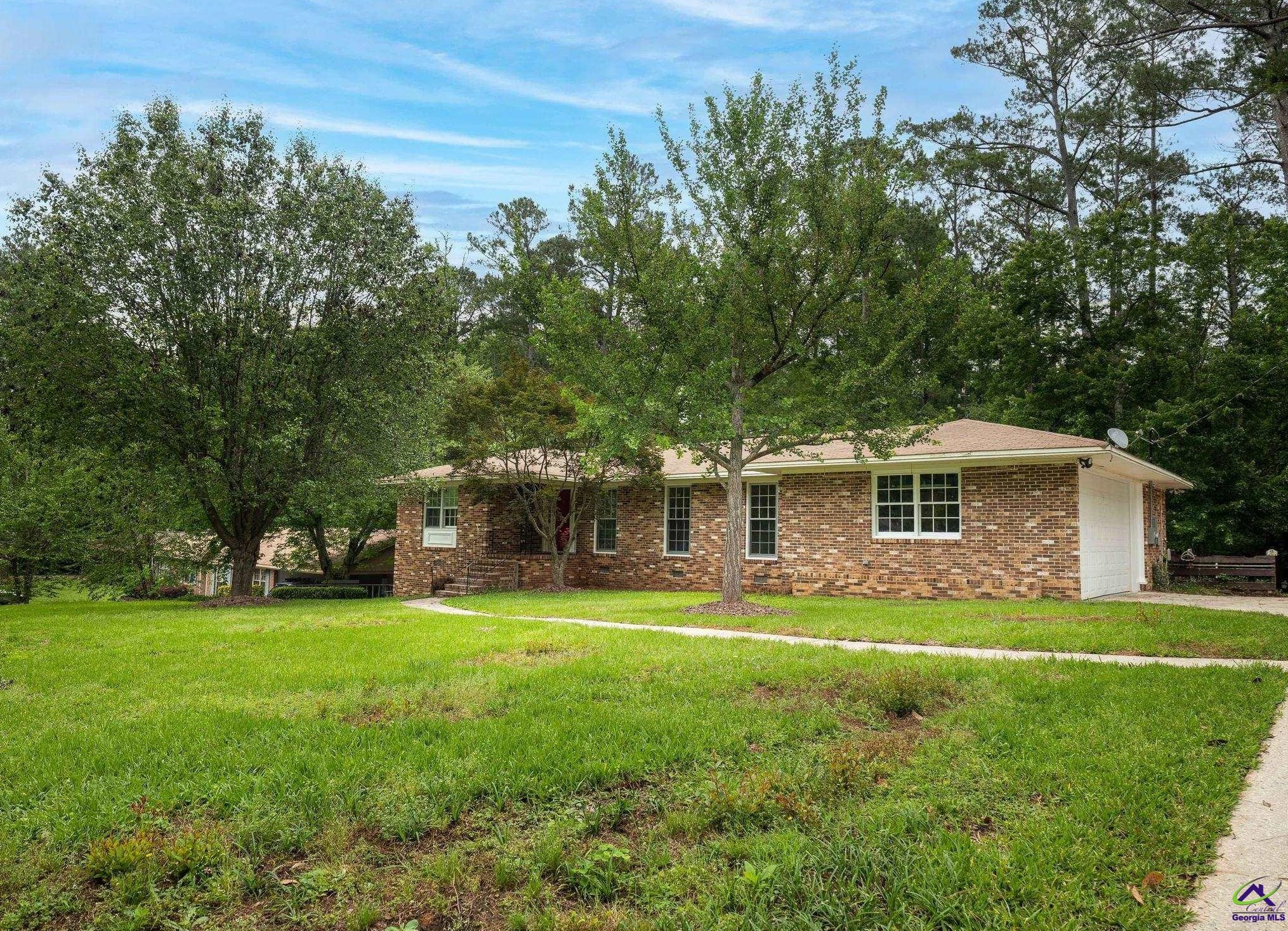 1217 Marlowe Dr, Macon GA  31210-3107 exterior