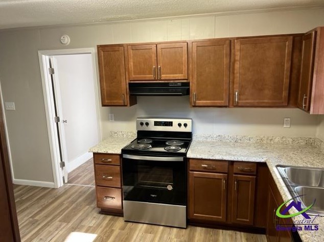 121 Victor St, Warner Robins, GA 31088