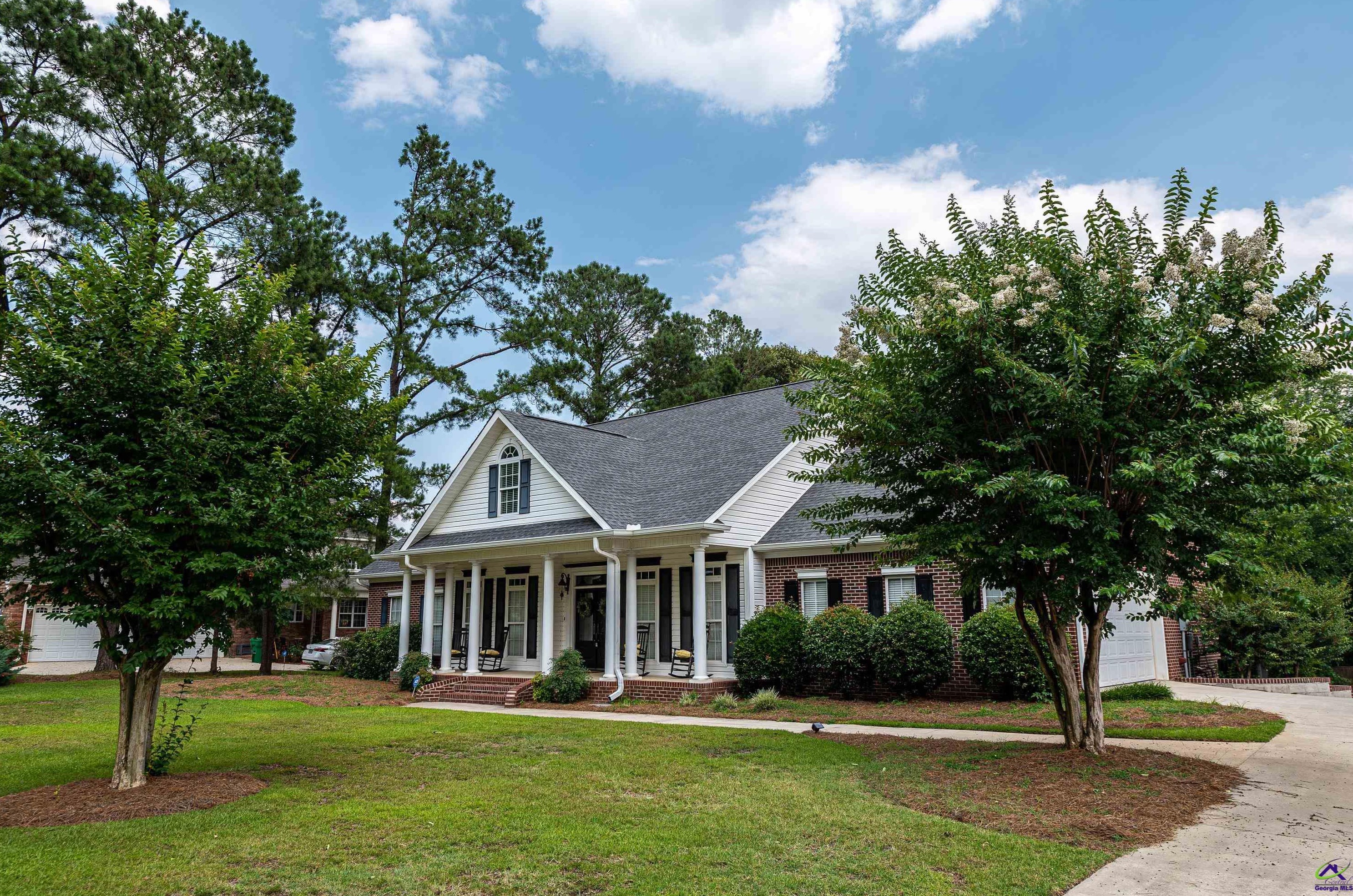 319 Royal Crest, Kathleen, GA 31047