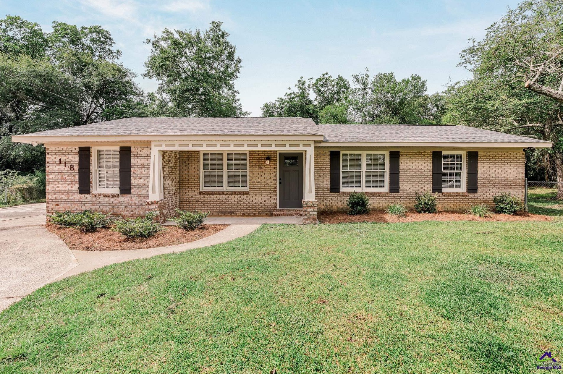 118 Imperial Cir, Warner Robins, GA 31093-2207
