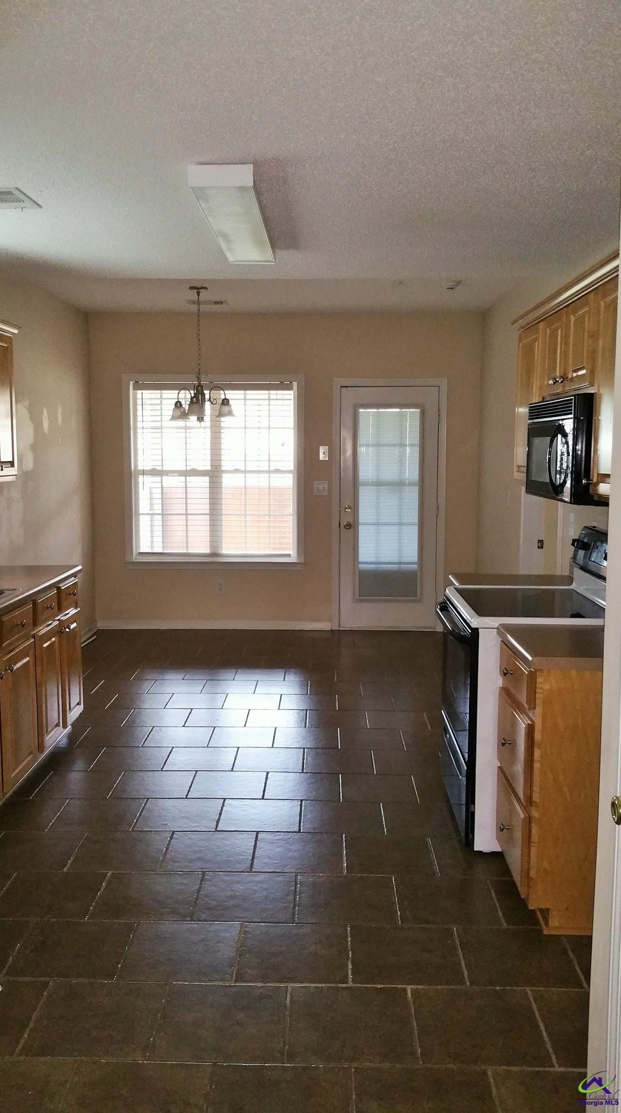 103 Barley Pl, Warner Robins, GA 31088