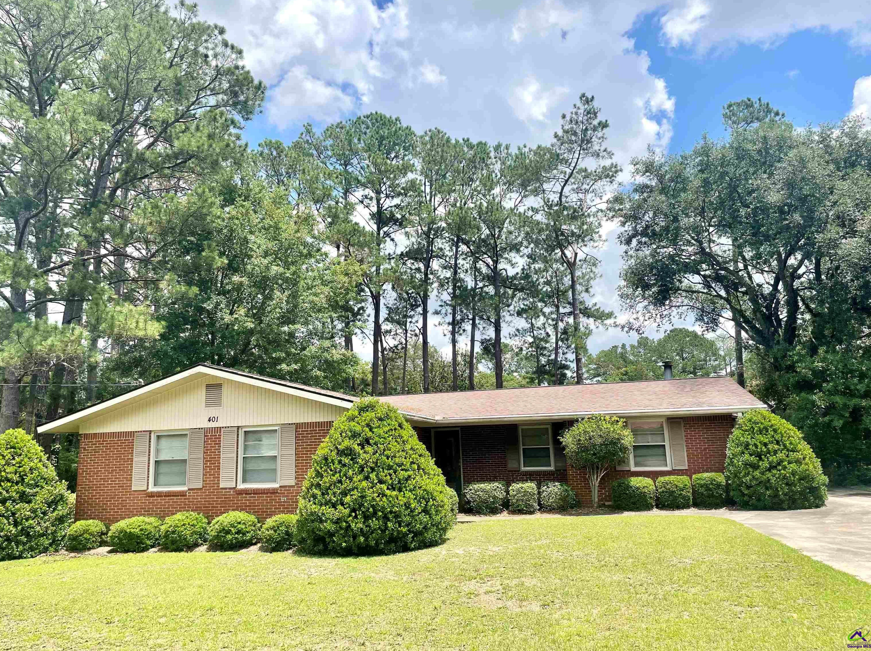 401 Arrowhead Trl, Warner Robins, GA 31088-5380