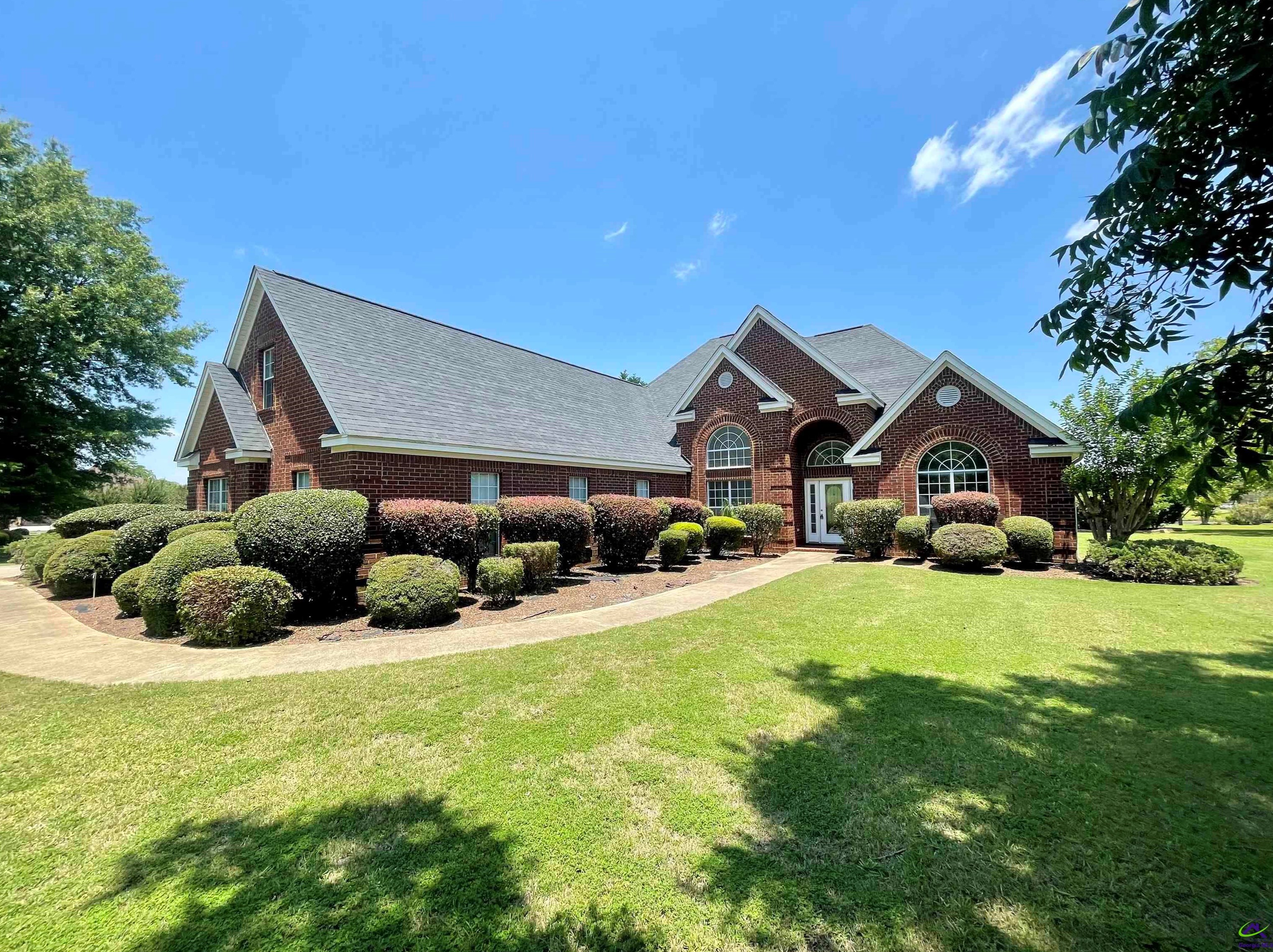 213 Grove Ct, Lithonia, GA 31028