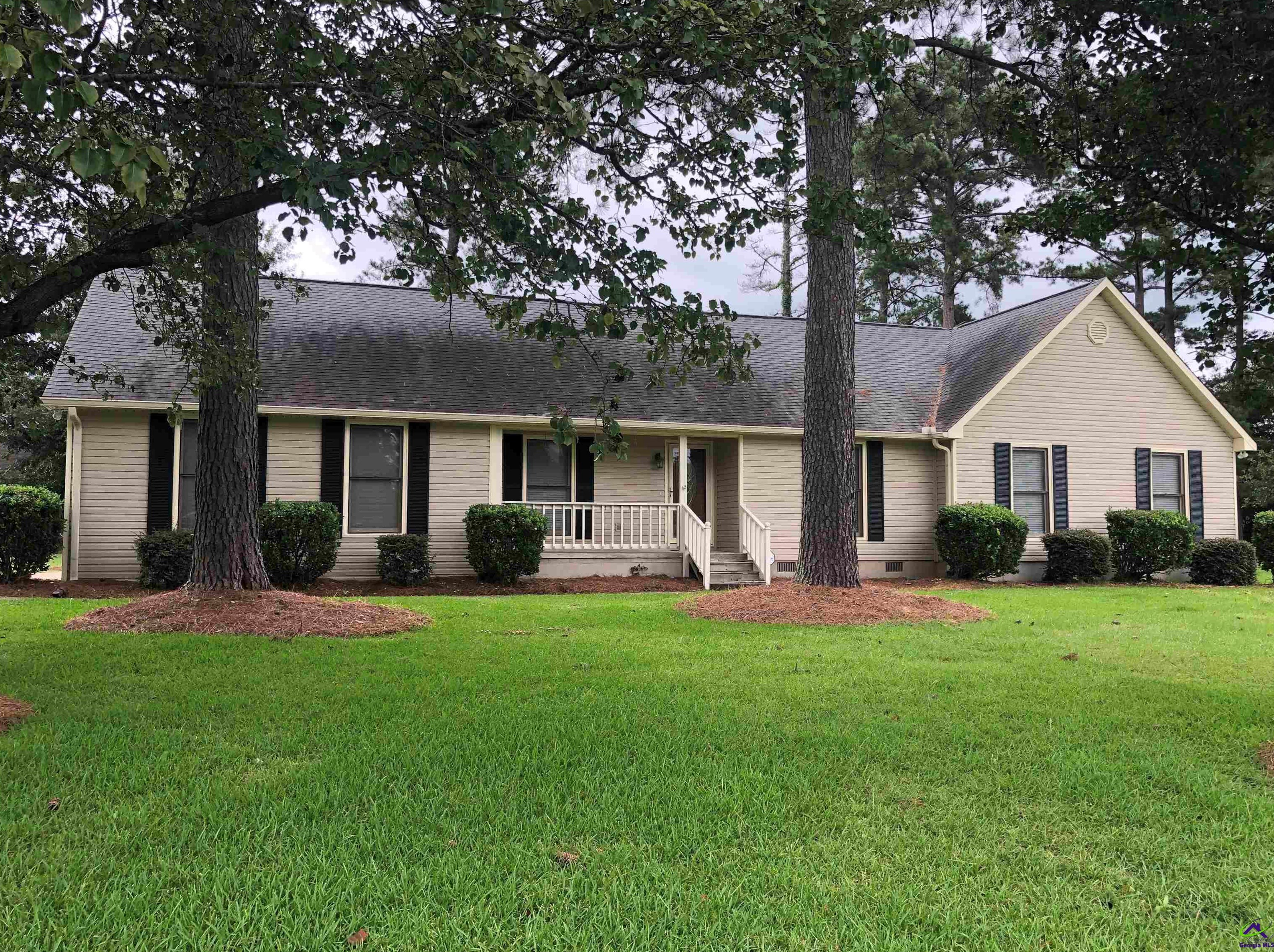 208 Willoughby Ct, Macon, GA 31216-6571