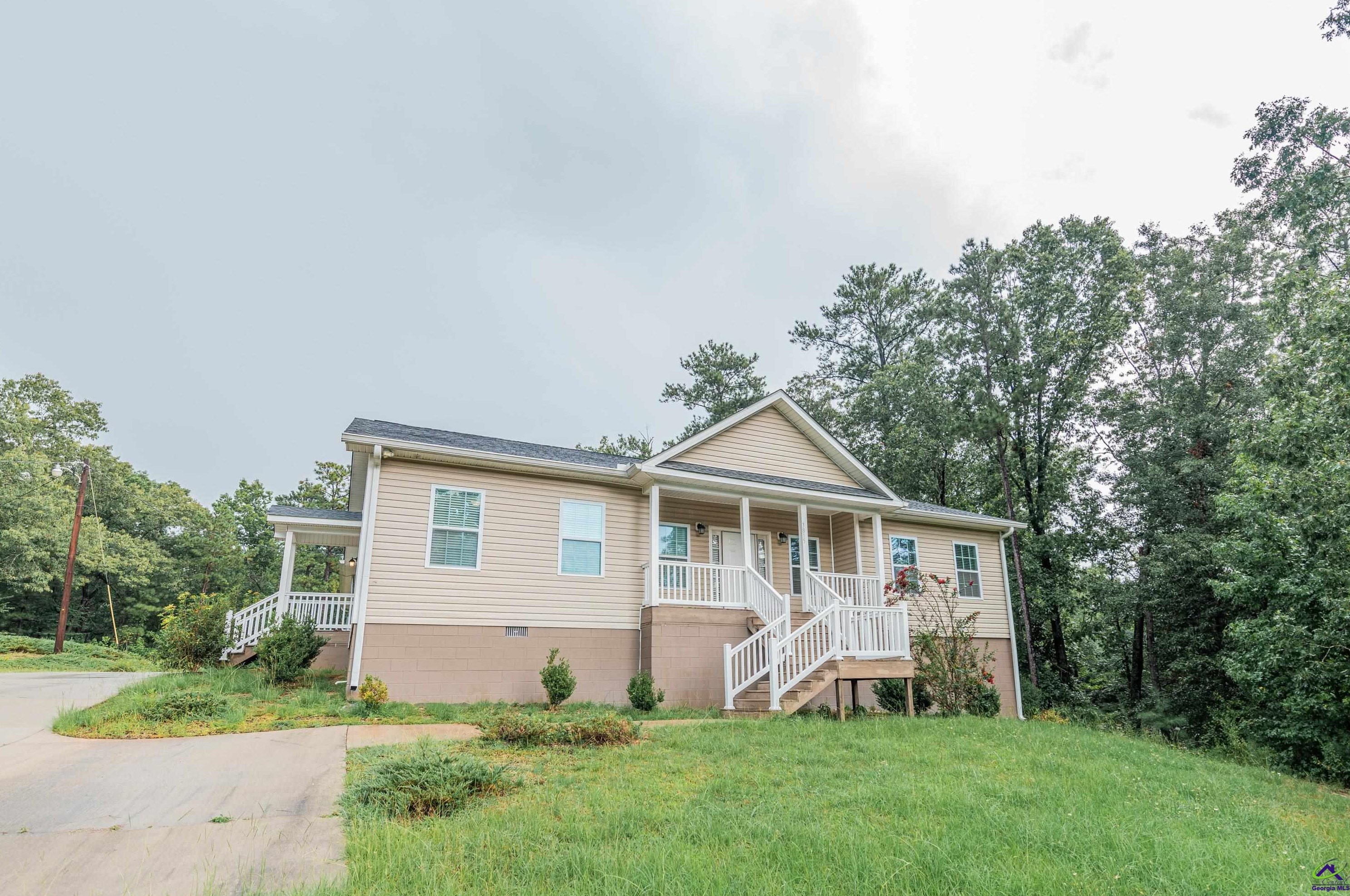 3815 Bonanza Dr, Macon, GA 31216-5617