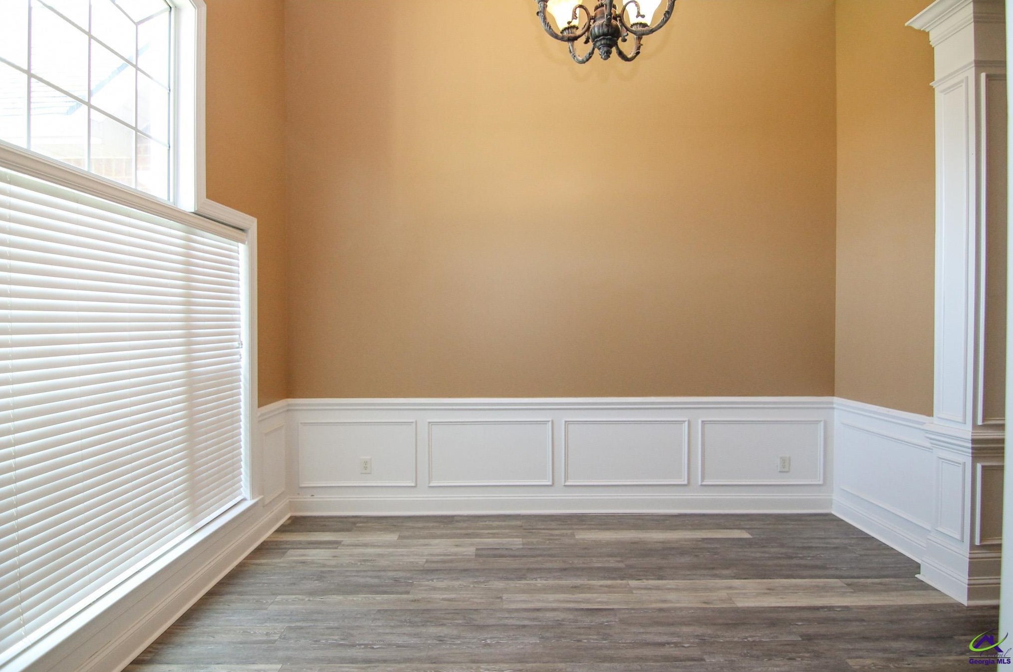 319 Rose Hill Dr, Warner Robins, GA 31088
