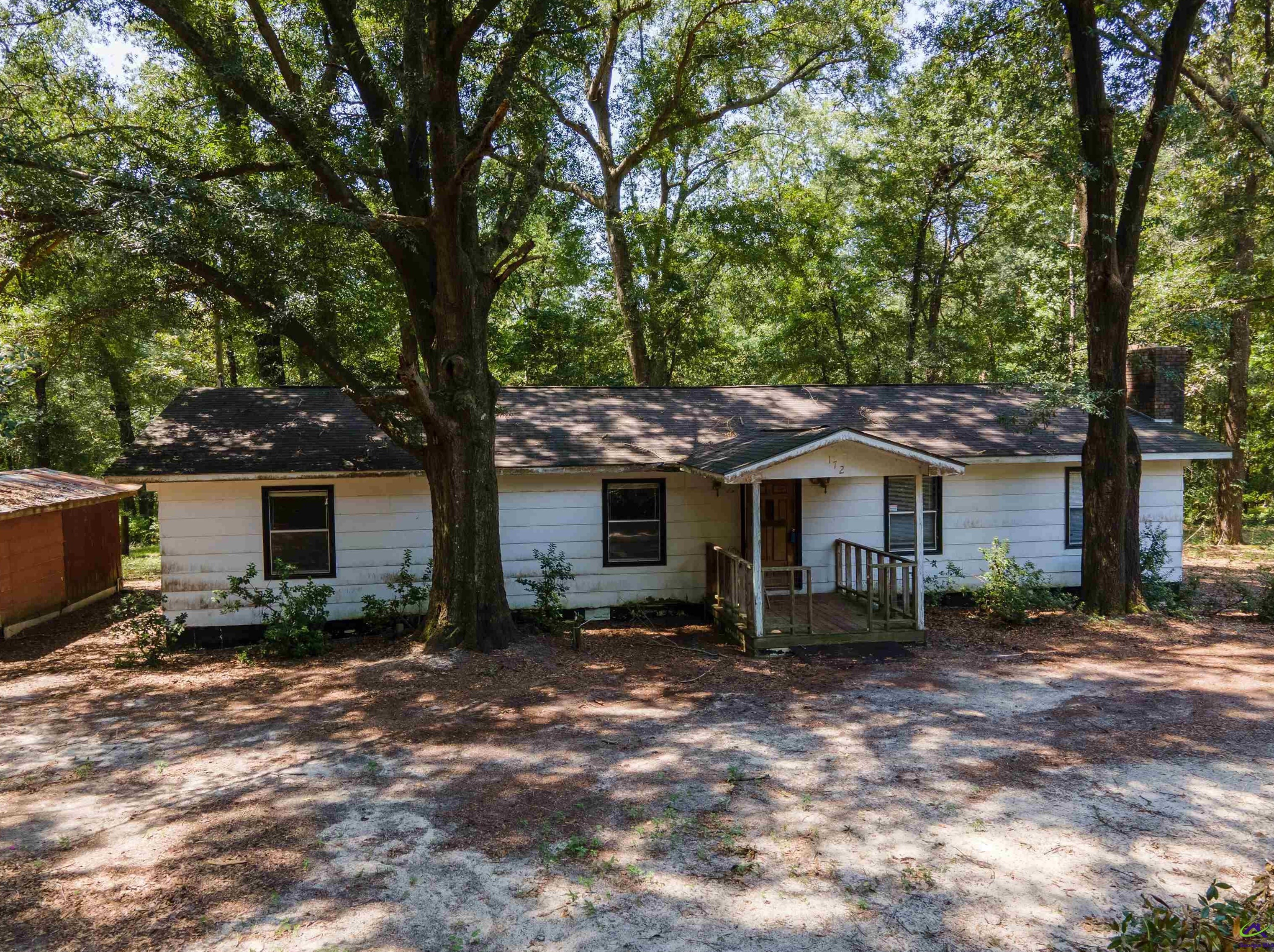 172 Old Farm Rd, Perry, GA 31069-8602