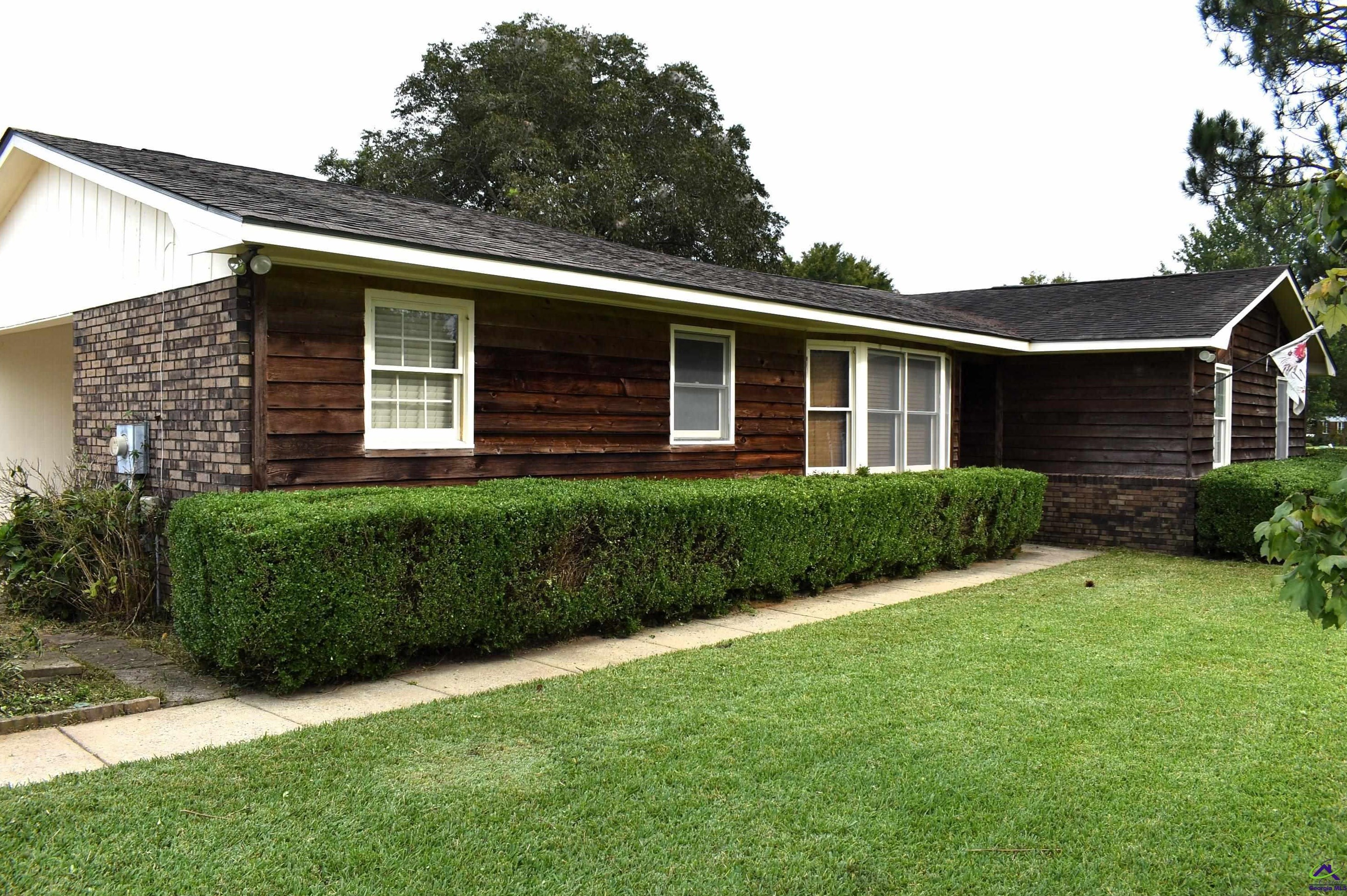 6982 Barcelona Blvd, Macon, GA 31216-6505