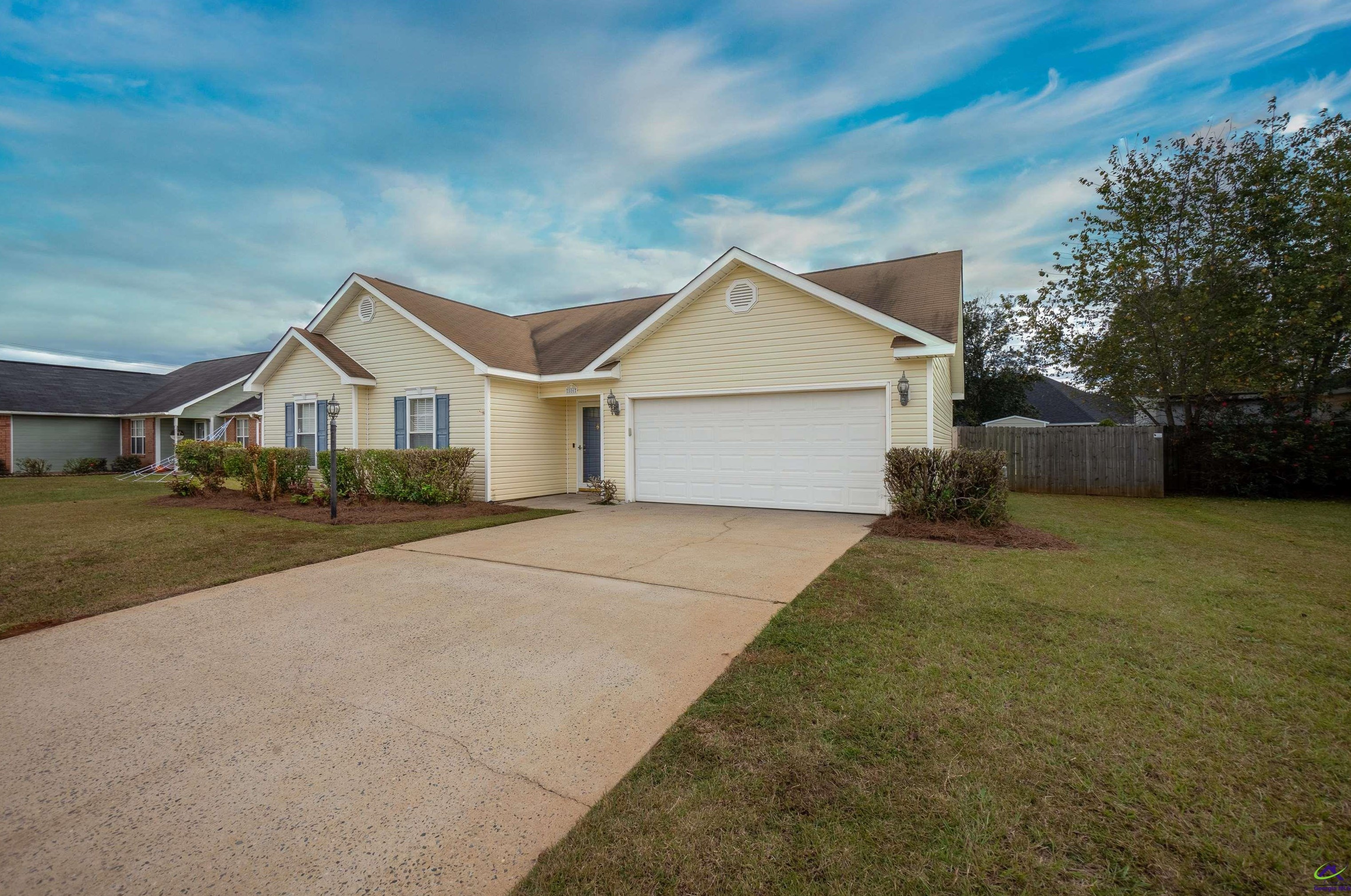 506 Wrasling Way, Bonaire, GA 31005