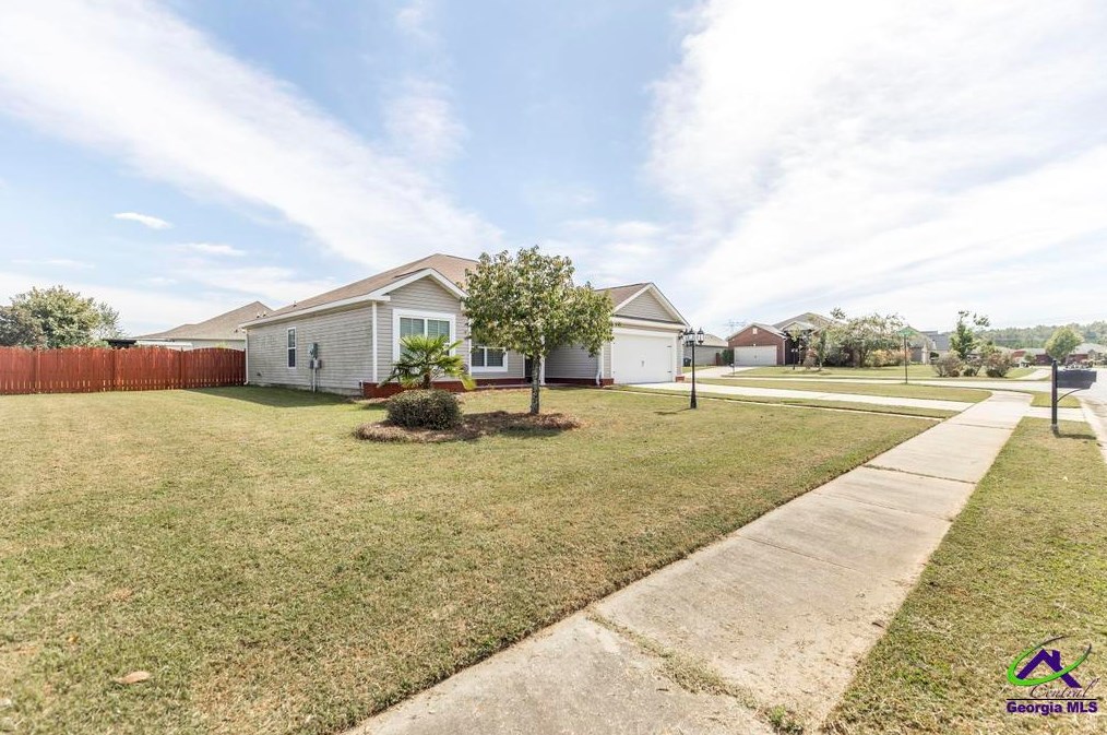 122 Edgarton Way, Bonaire, GA 31005