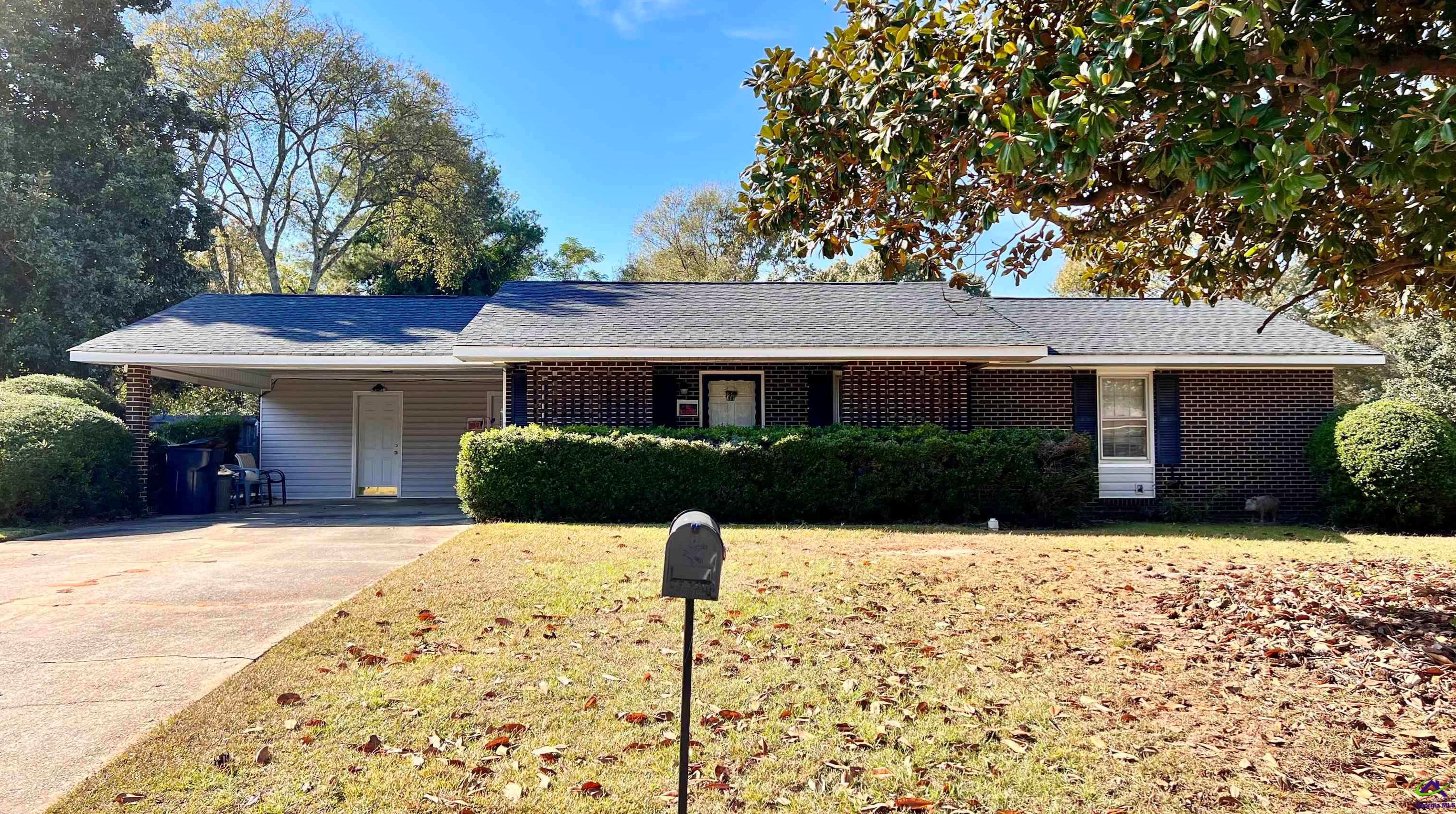 253 Valencia Cir, Lithonia, GA 31028