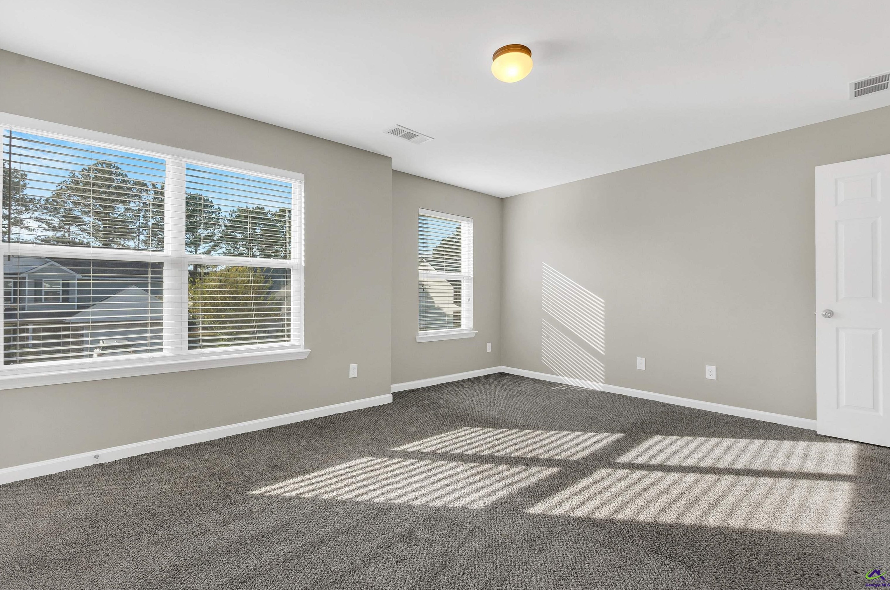 100 Arbor Crk, Warner Robins GA  31093-8957 exterior