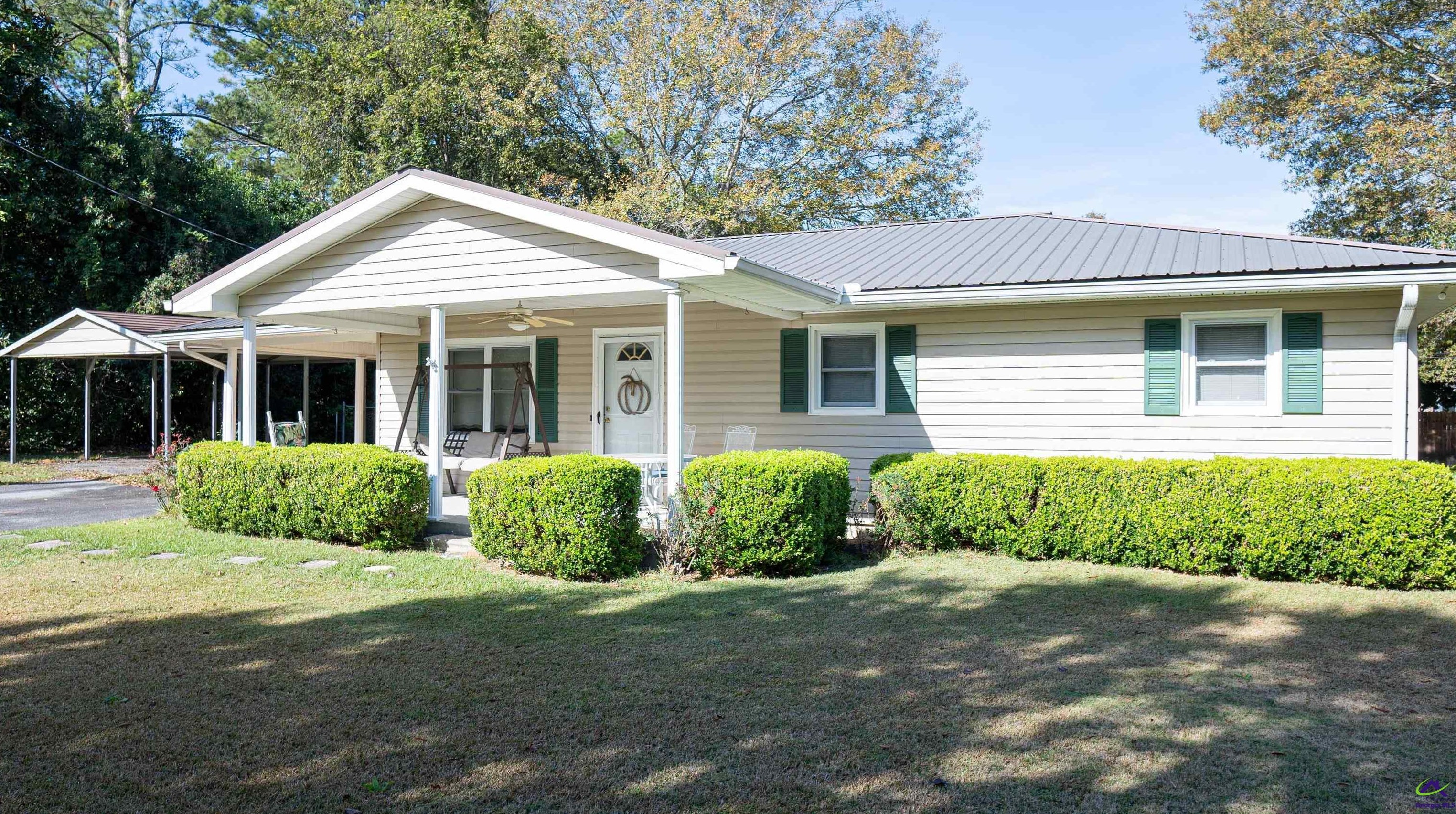 269 Vernon Rd, Empire, GA 31014