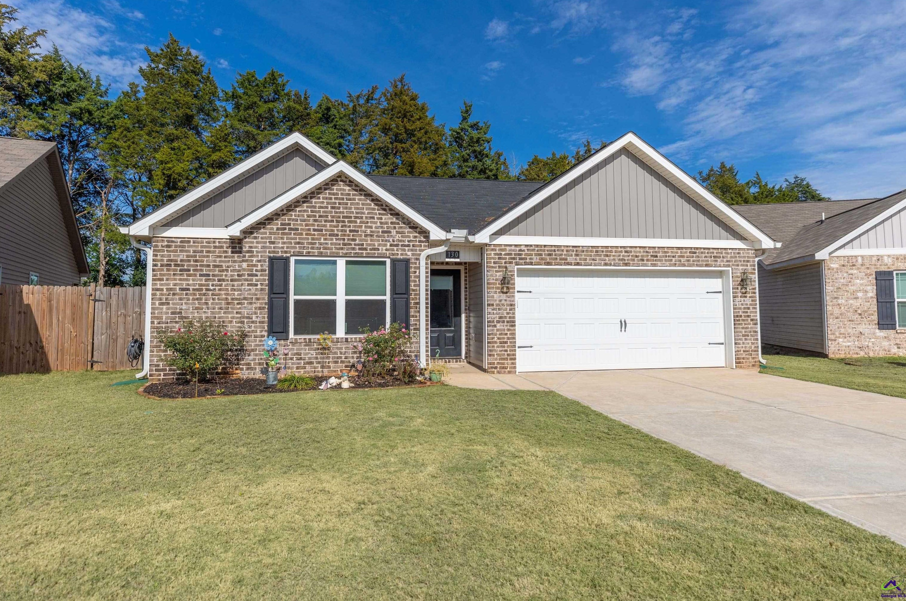 130 Sourwood Ln, Warner Robins, GA 31093