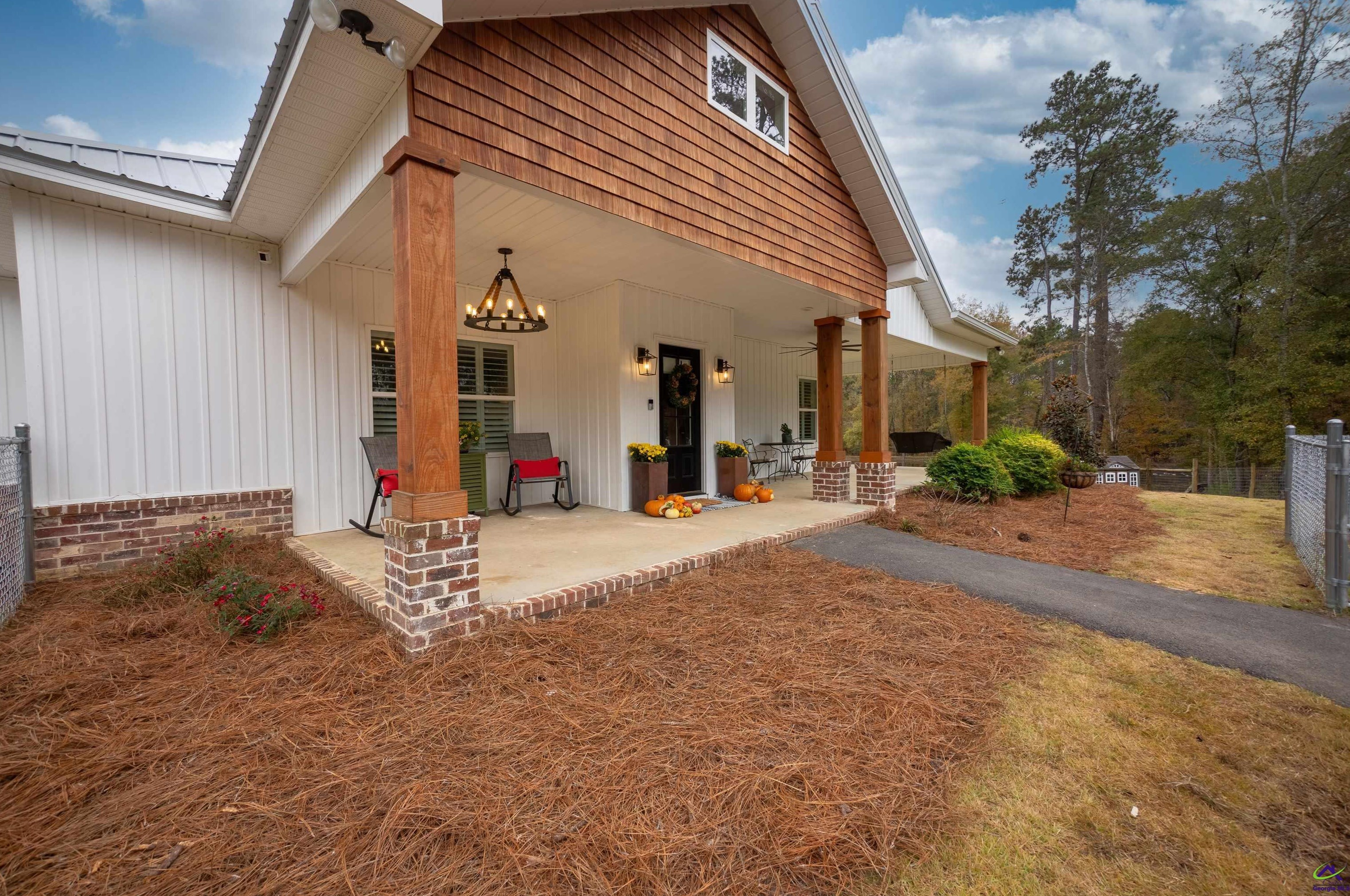 7370 Thomaston Rd, Macon, GA 31220