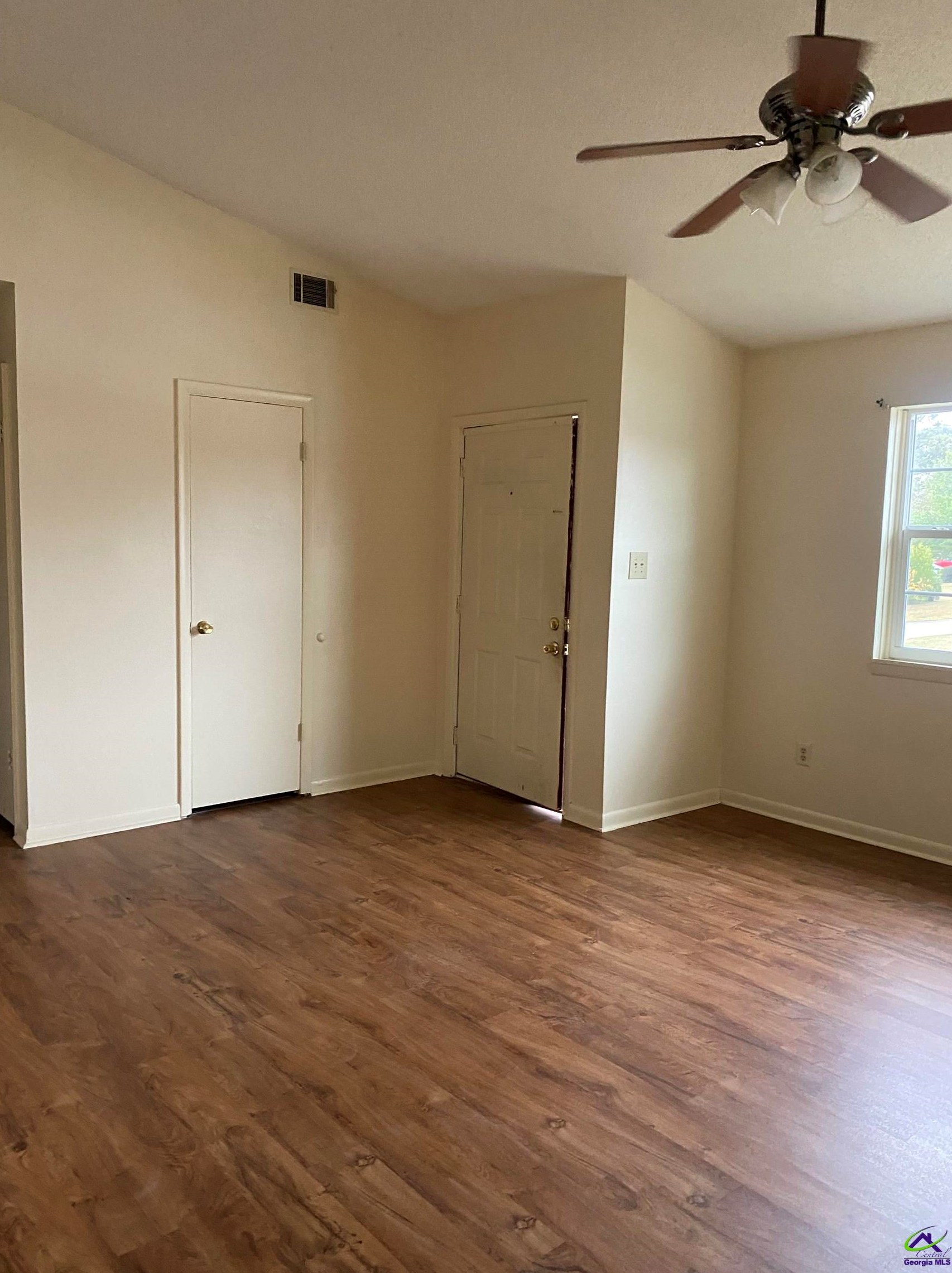 212 Oxford Ln, Warner Robins, GA 31088