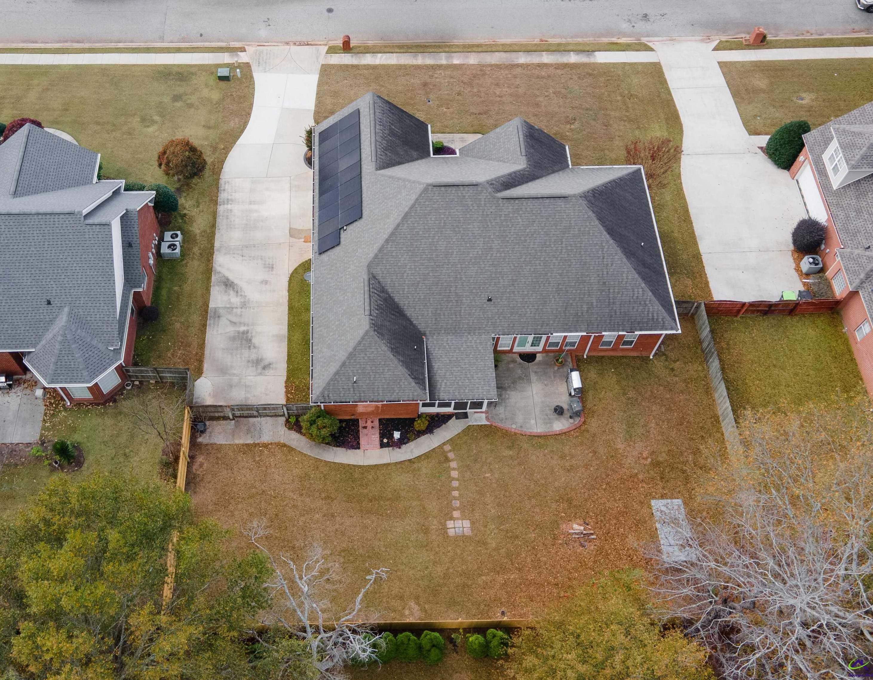 718 Bay Laurel Cir, Warner Robins GA  31088-2953 exterior