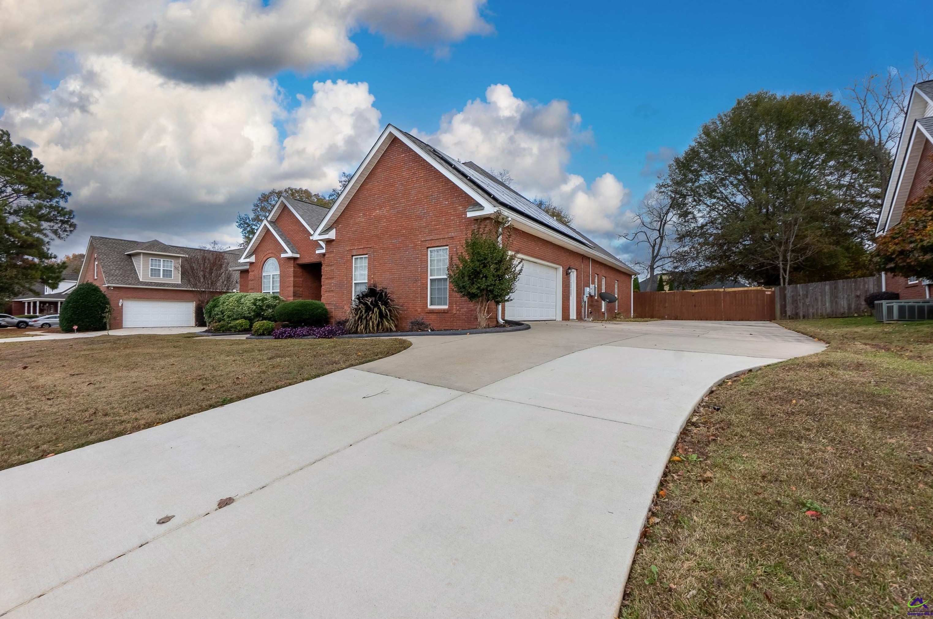 718 Bay Laurel Cir, Warner Robins GA  31088-2953 exterior