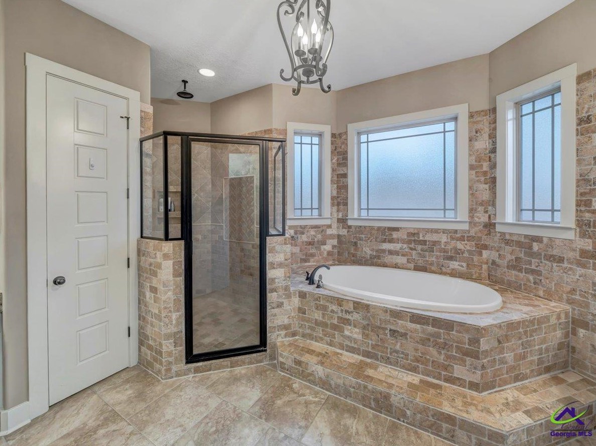 4060 Roundtop Cir, Perry GA  31069-7806 exterior