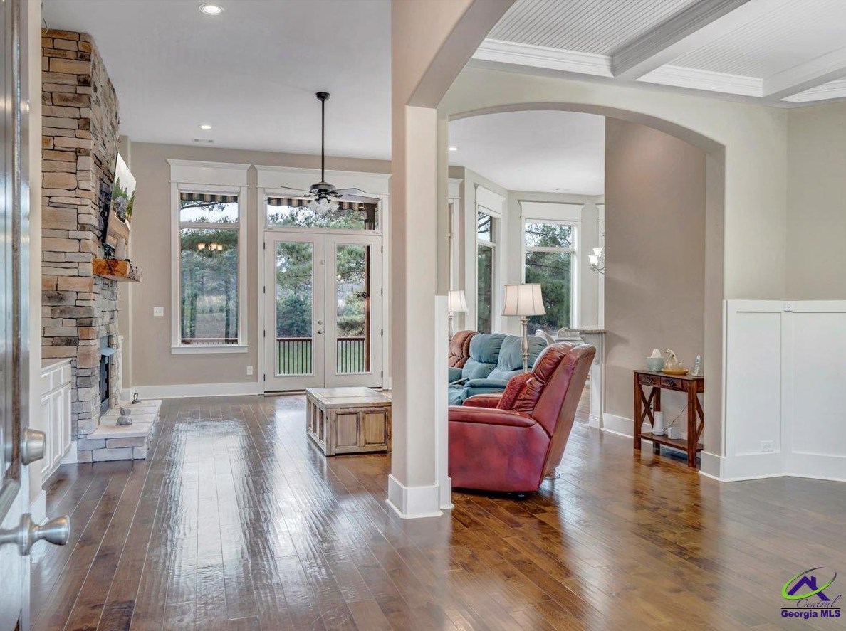 4060 Roundtop Cir, Perry, GA 31069-7806