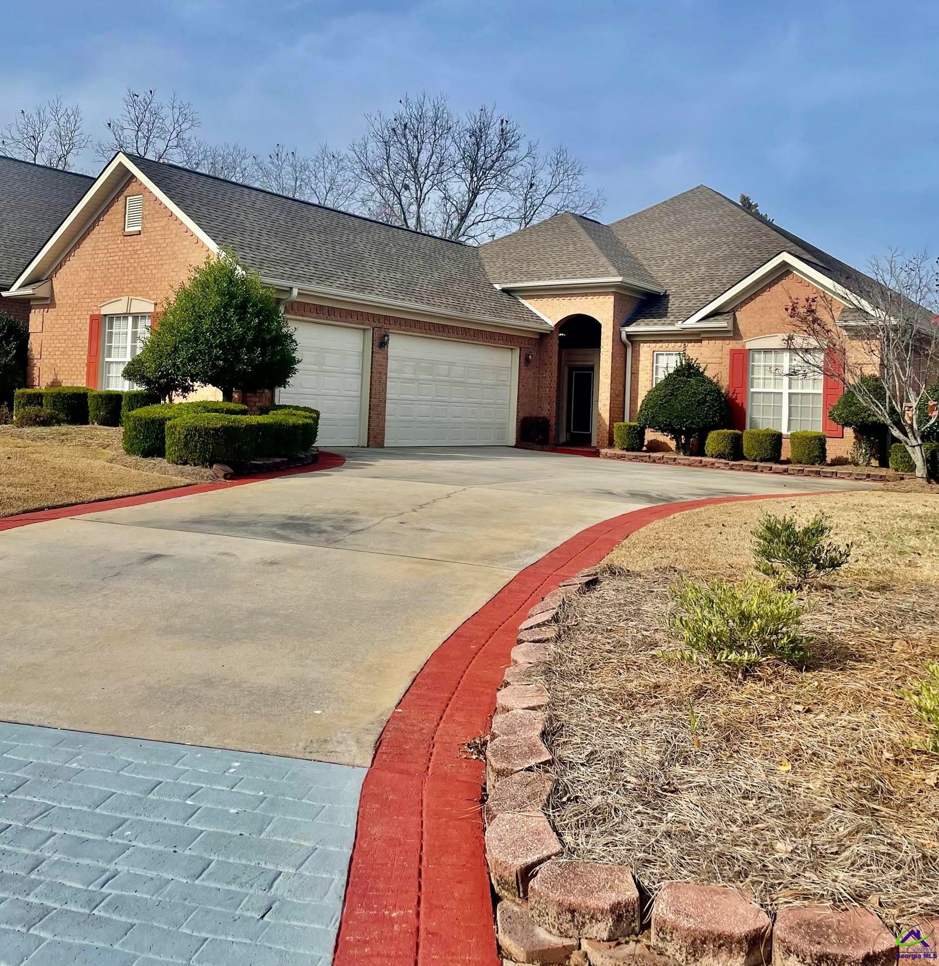 114 Orchard Ln, Lithonia, GA 31028-8520