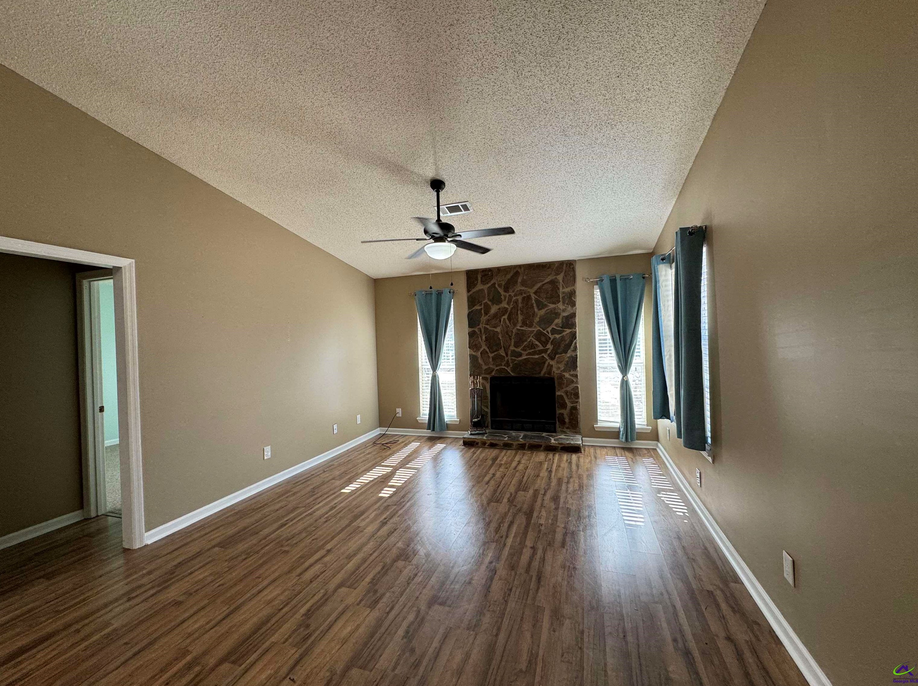 330 Somerset Dr, Warner Robins, GA 31088