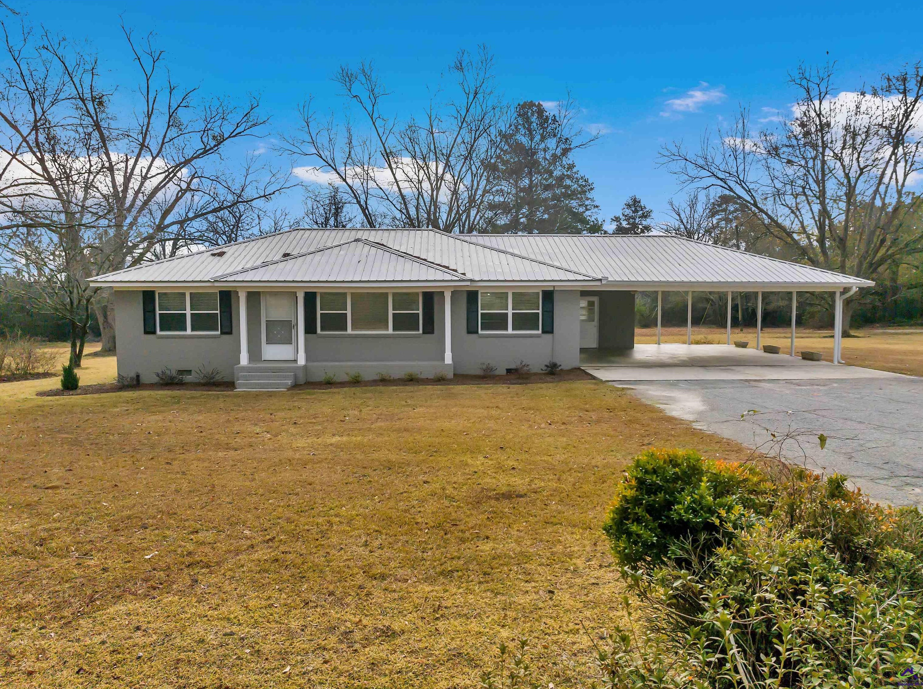 448 Ruth Church Rd, Empire, GA 31014