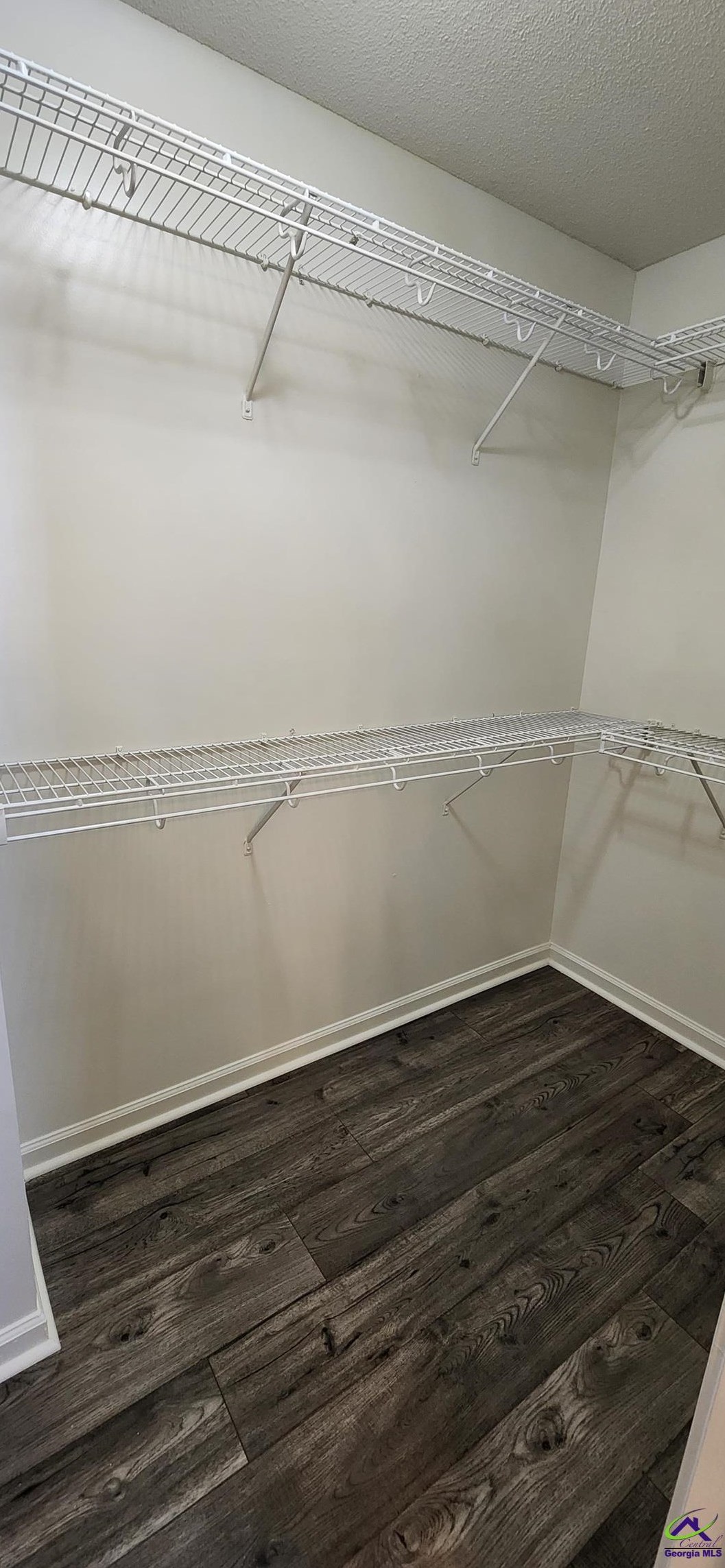 112 Coronation Dr, Bonaire, GA 31005
