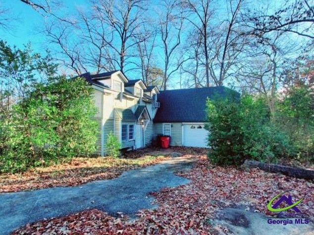 110 Hickory Hill Ln, Lithonia, GA 31028