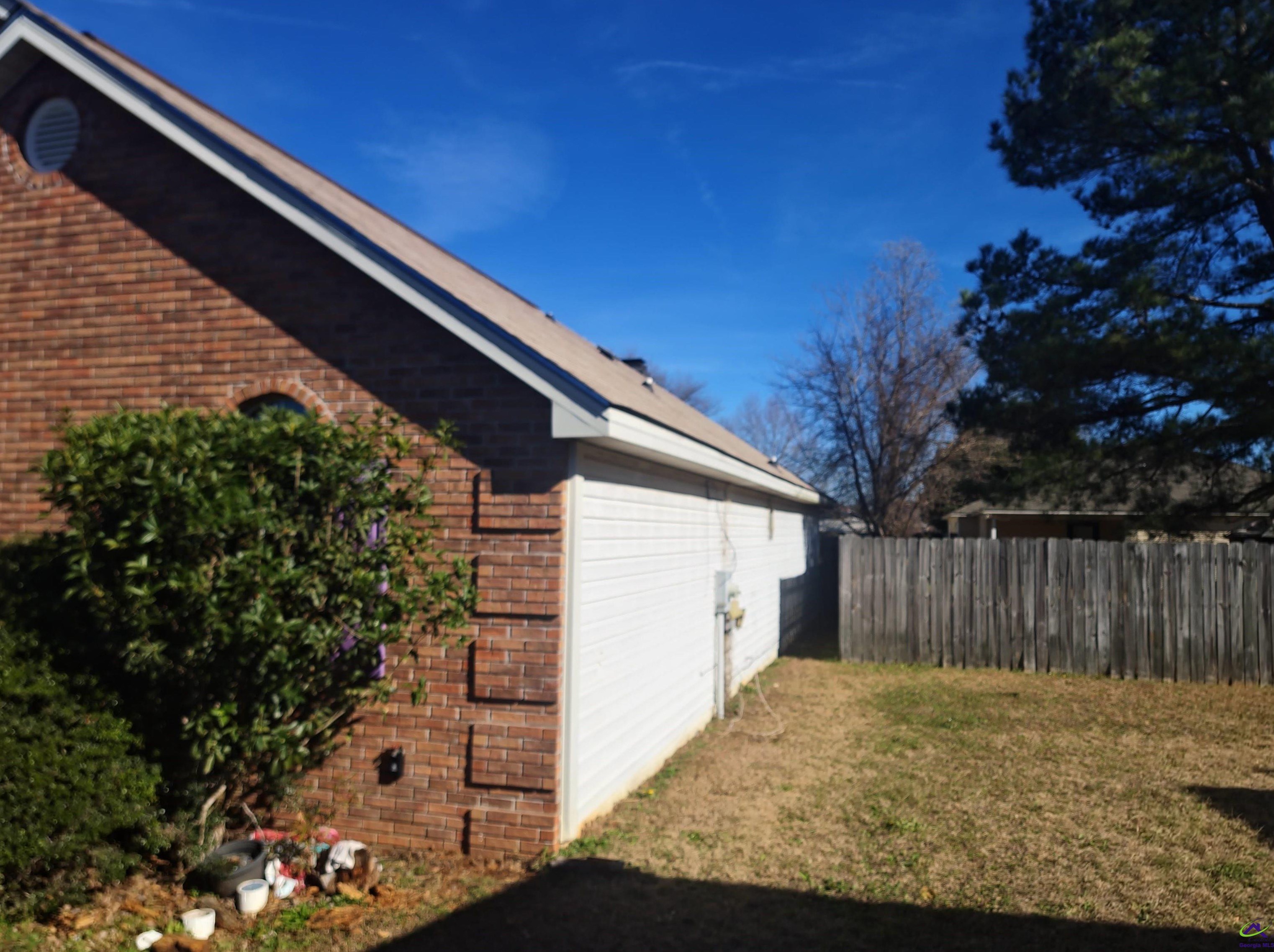 110 Emerald Ct, Macon, GA 31220