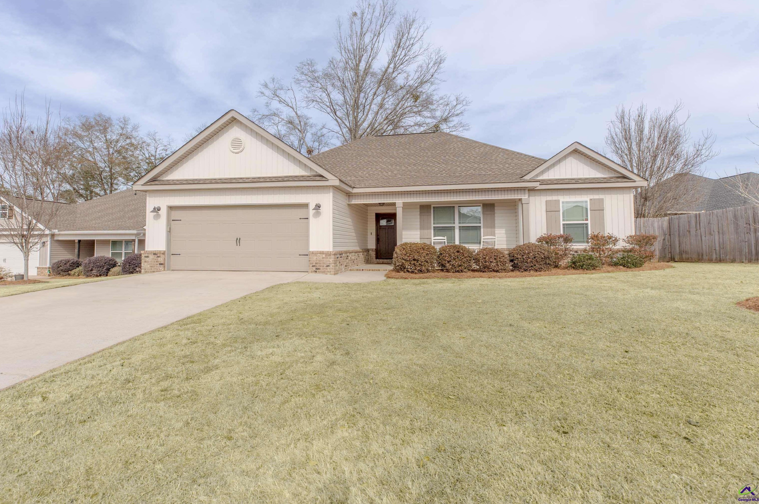 102 Karis Ct, Perry, GA 31069