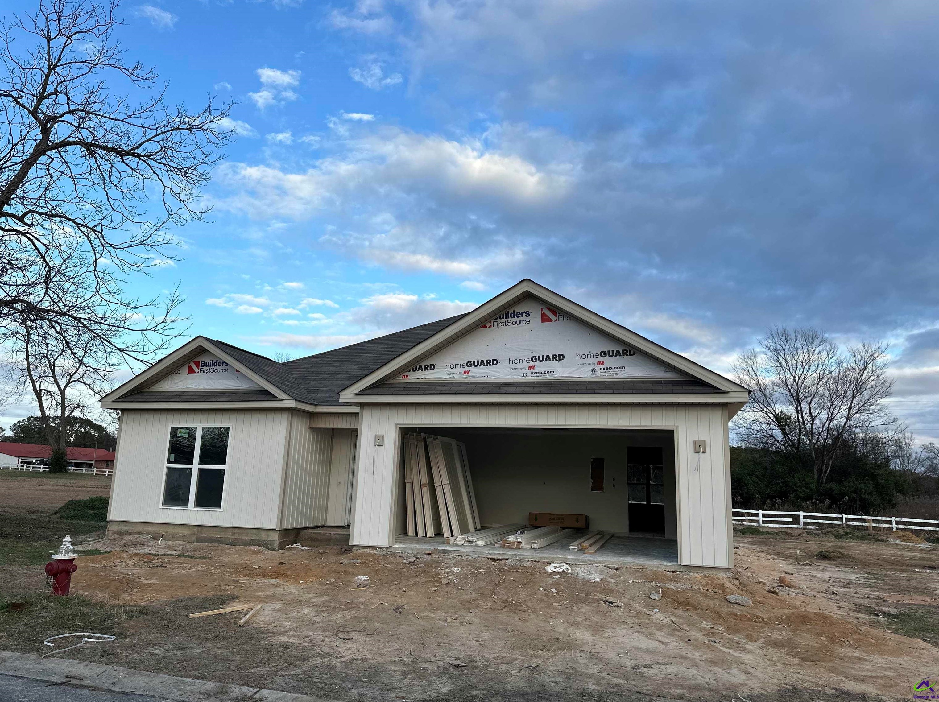 121 Easy St, Empire, GA 31014